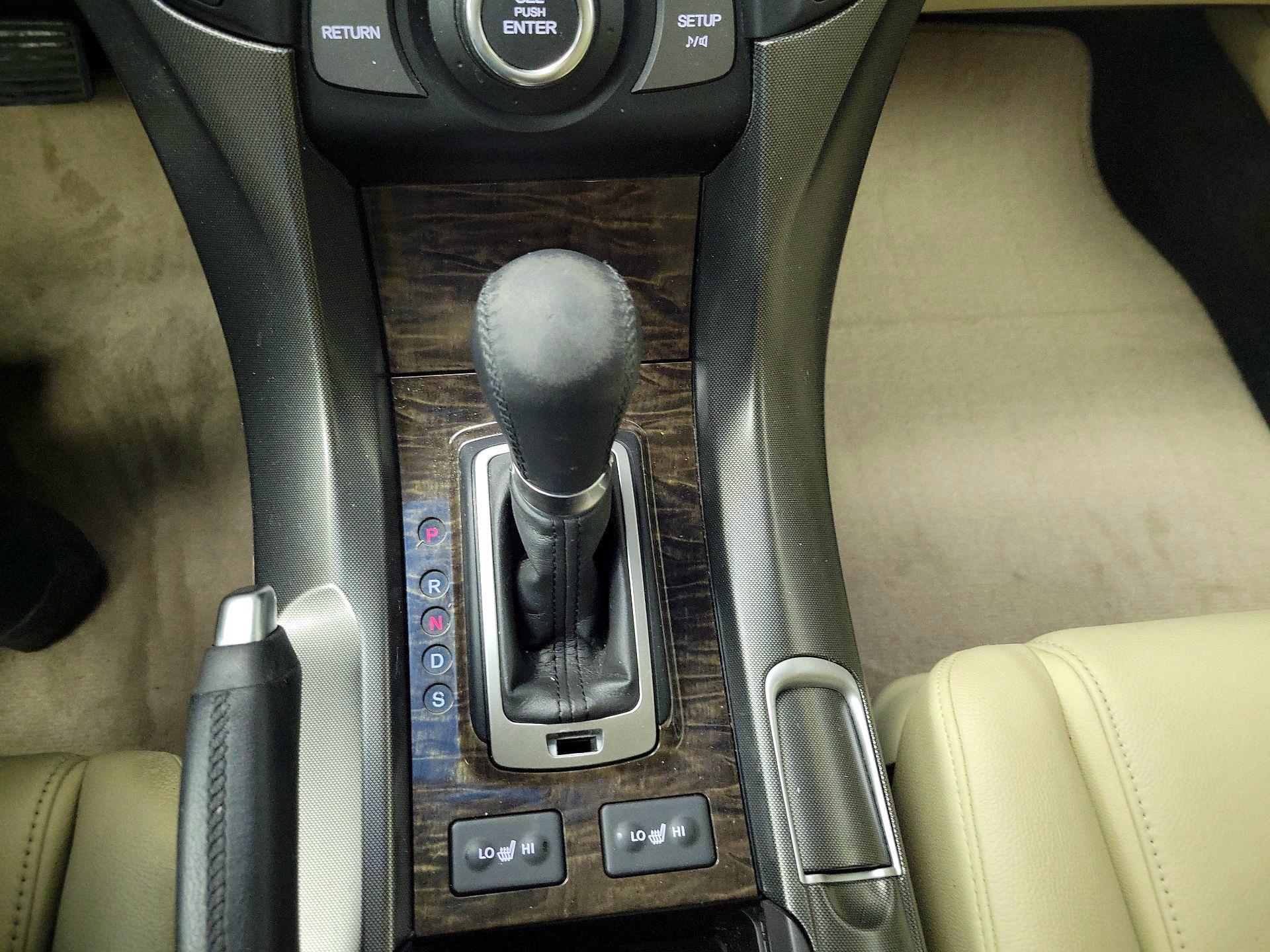 Thumbnail: 2013 Acura TL - 16