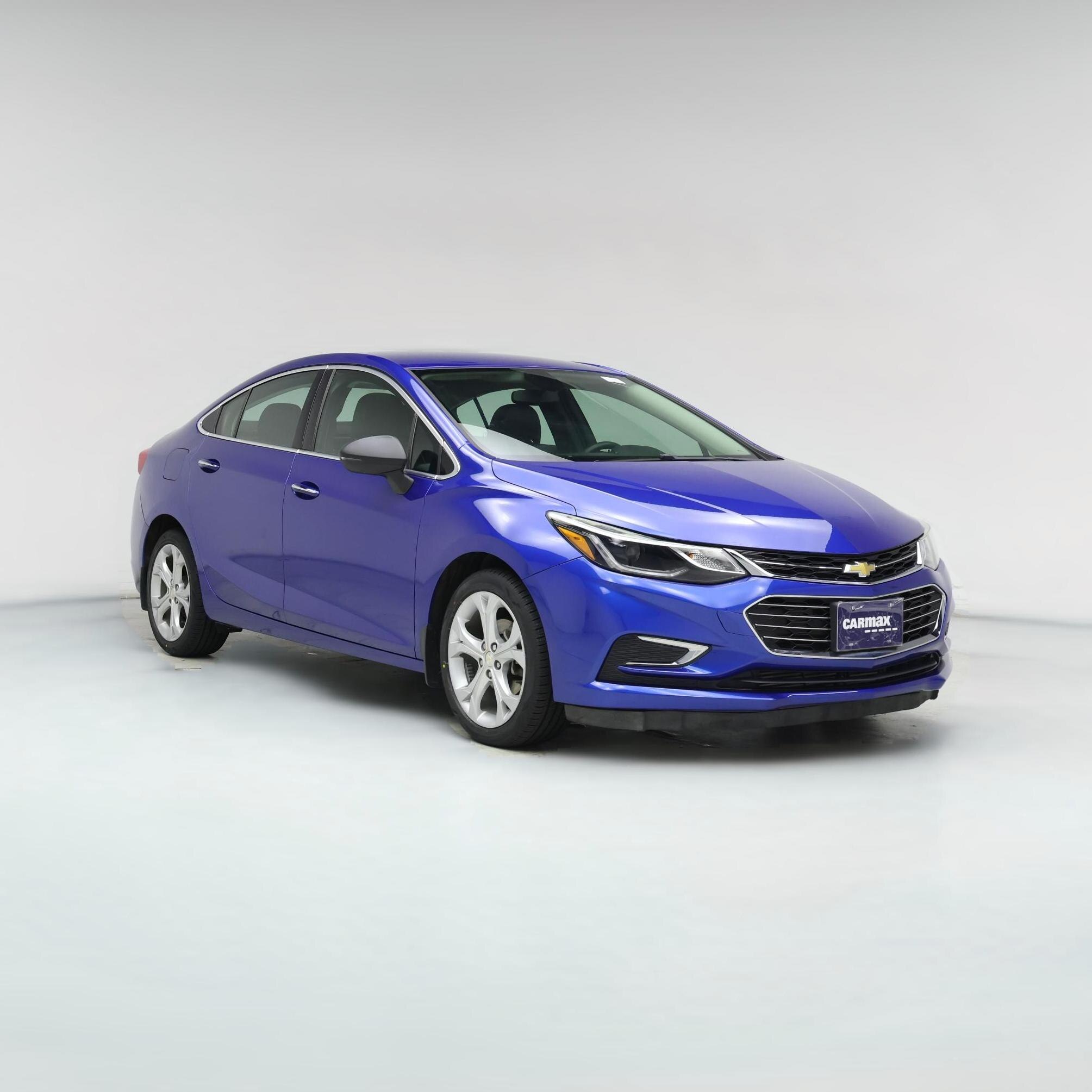 Thumbnail: 2017 Chevrolet Cruze - 1