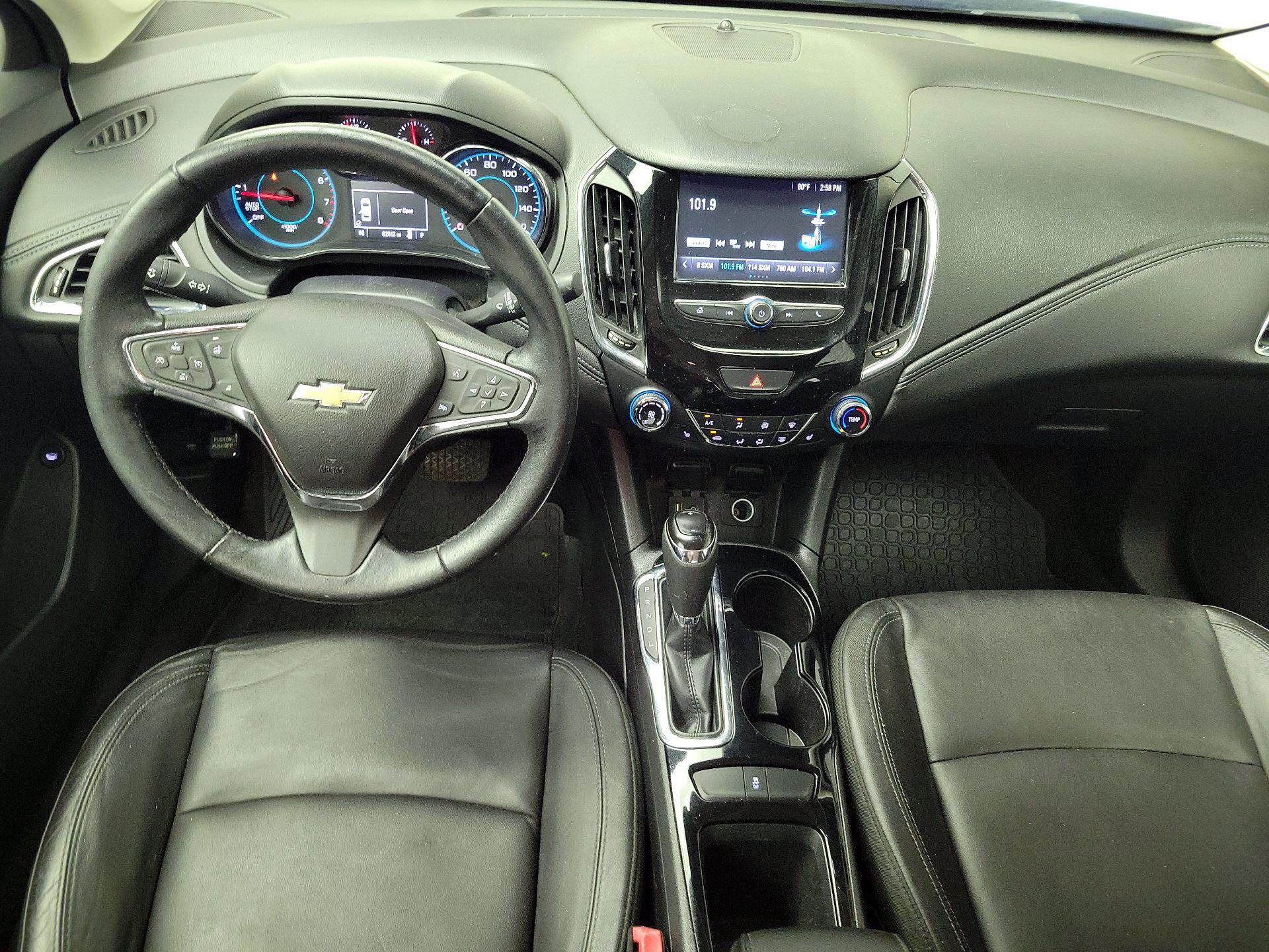 Thumbnail: 2017 Chevrolet Cruze - 9