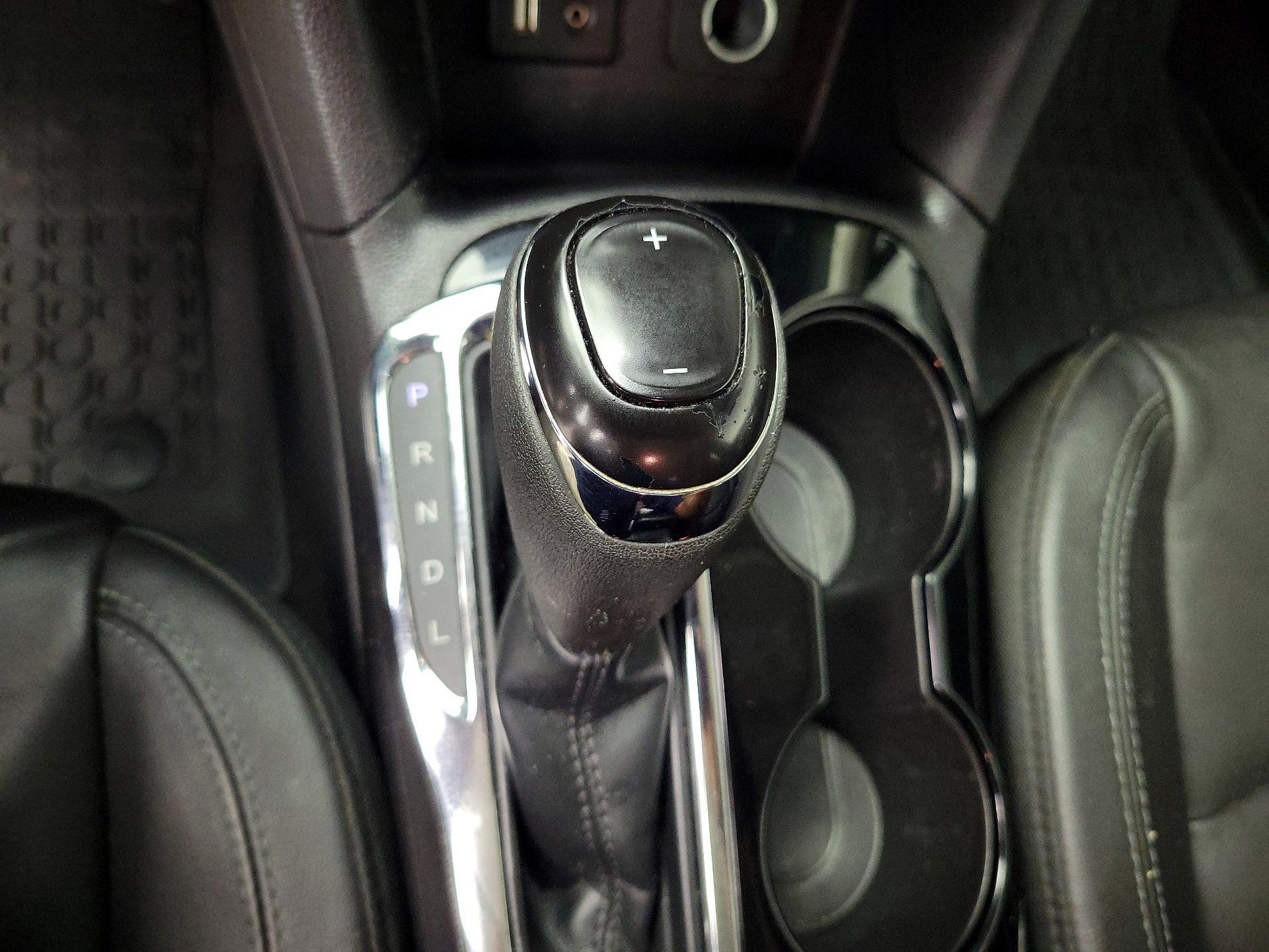 Thumbnail: 2017 Chevrolet Cruze - 17
