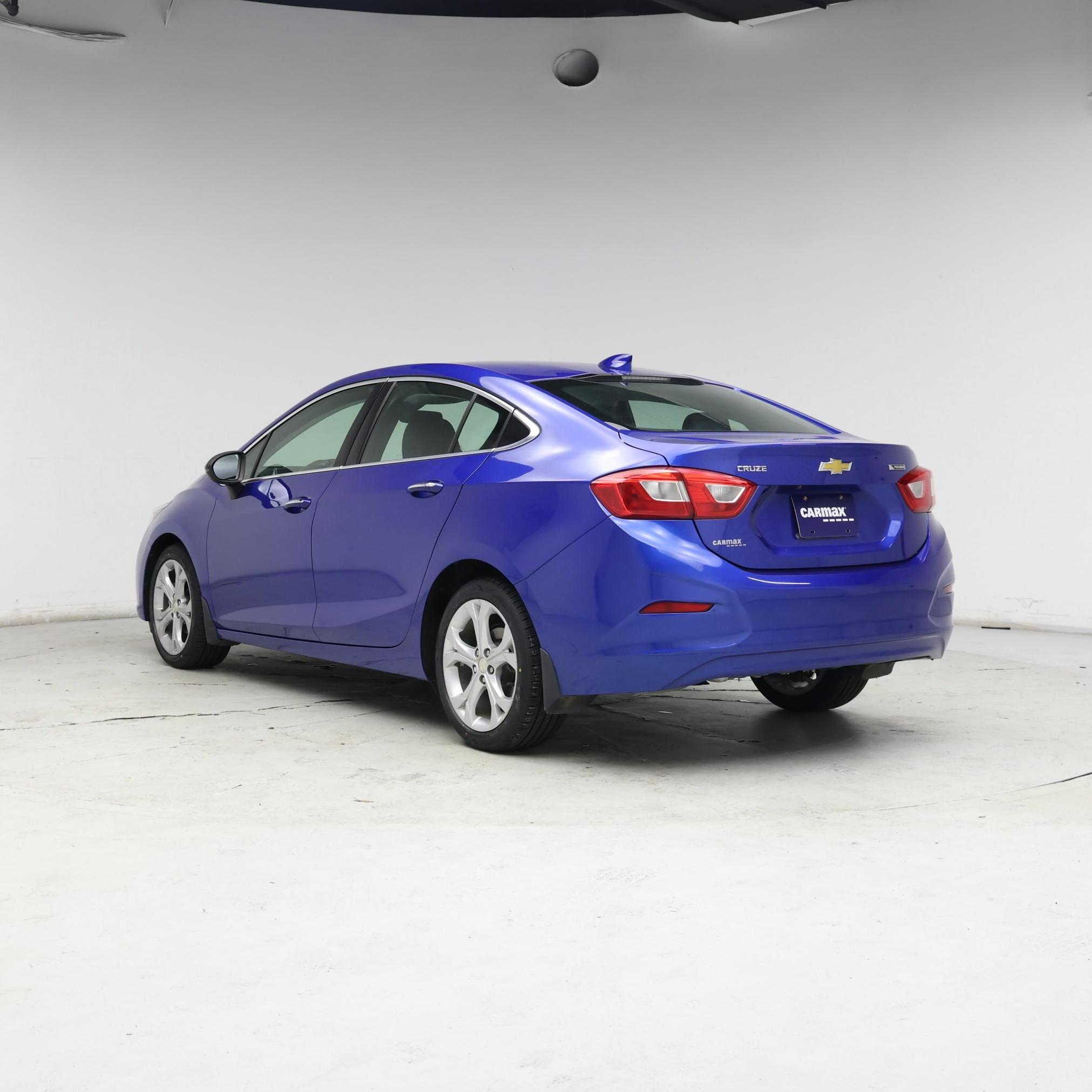 Thumbnail: 2017 Chevrolet Cruze - 2