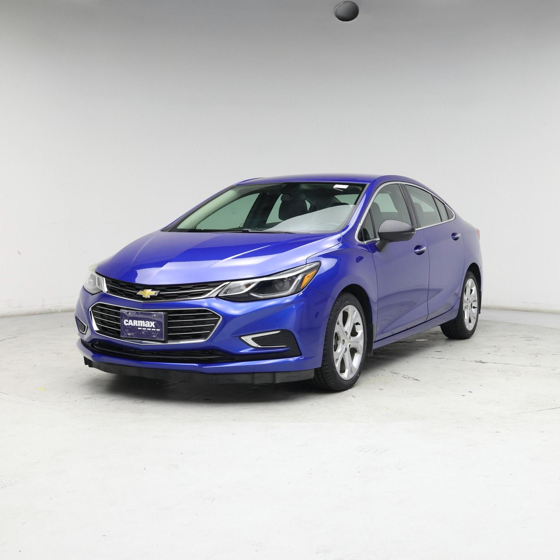 Thumbnail: 2017 Chevrolet Cruze - 4
