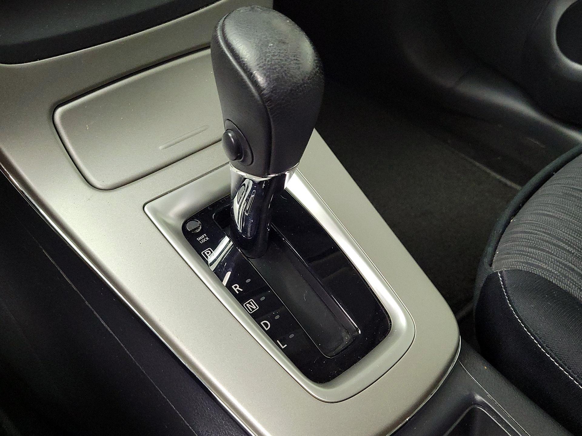 Thumbnail: 2015 Nissan Sentra - 17