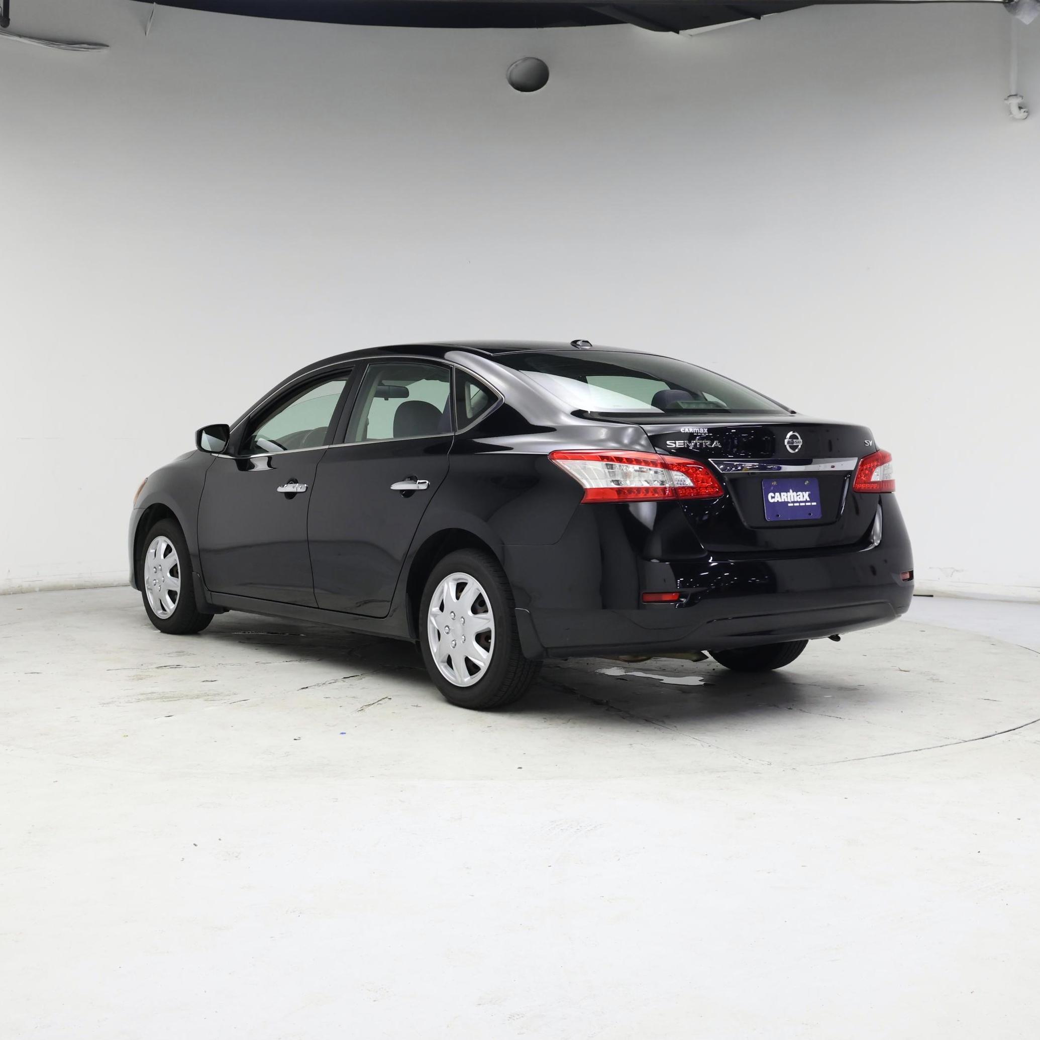Thumbnail: 2015 Nissan Sentra - 2