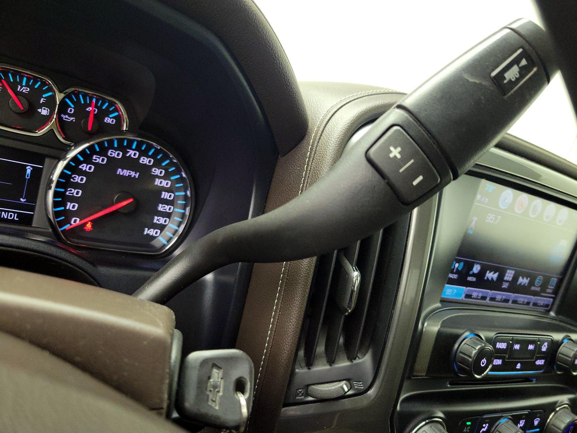 Thumbnail: 2018 Chevrolet Silverado 1500 - 17