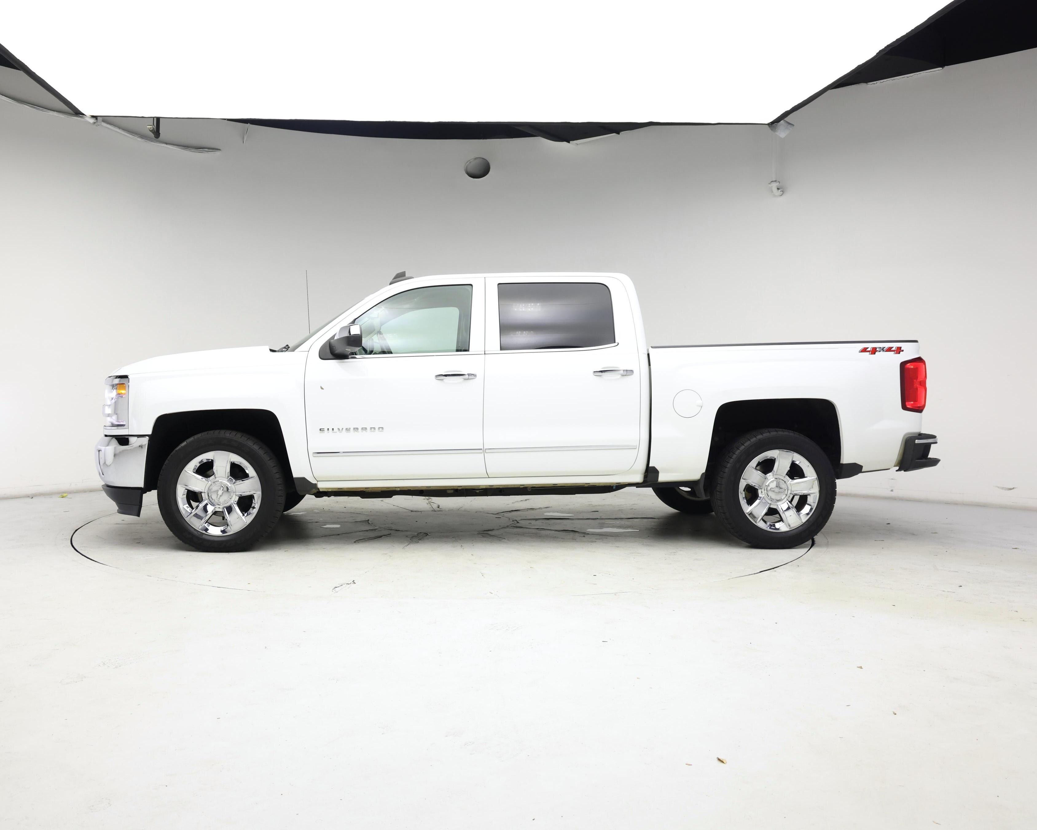 Thumbnail: 2018 Chevrolet Silverado 1500 - 3