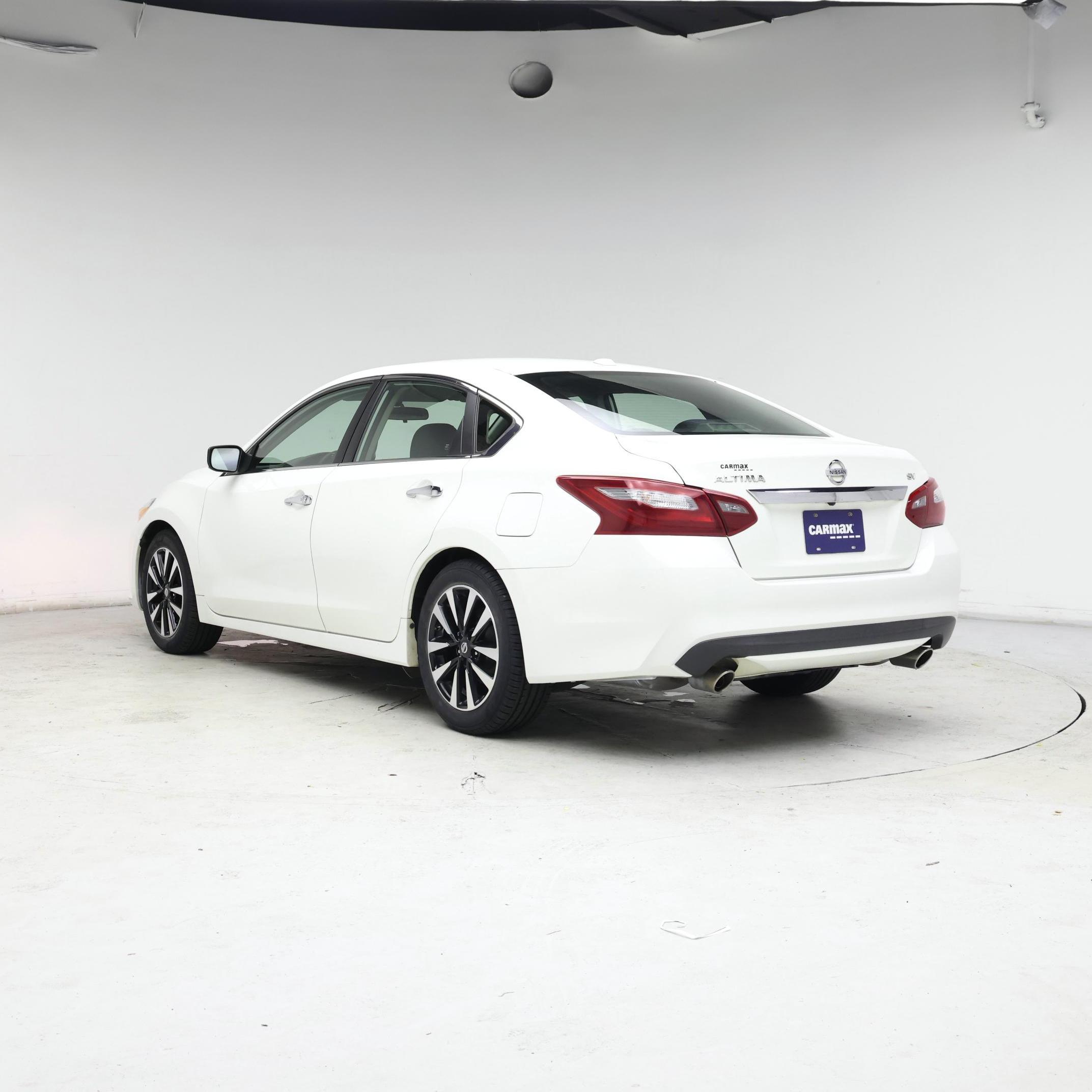 Thumbnail: 2018 Nissan Altima - 2