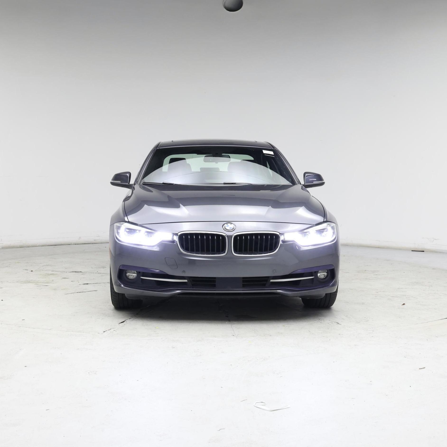 Thumbnail: 2017 BMW 3 Series - 5