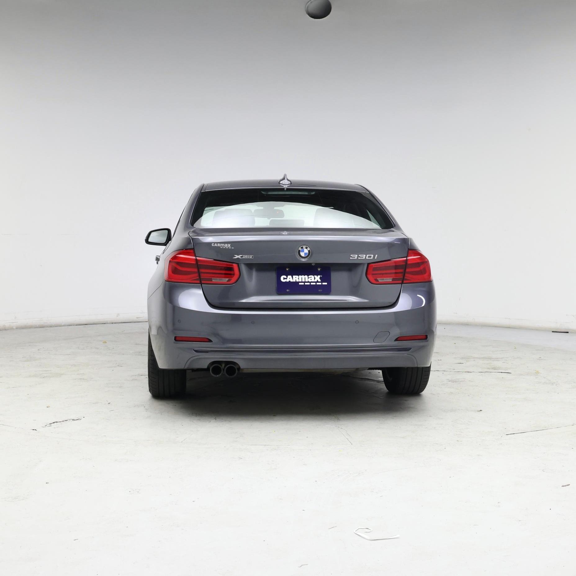 Thumbnail: 2017 BMW 3 Series - 6