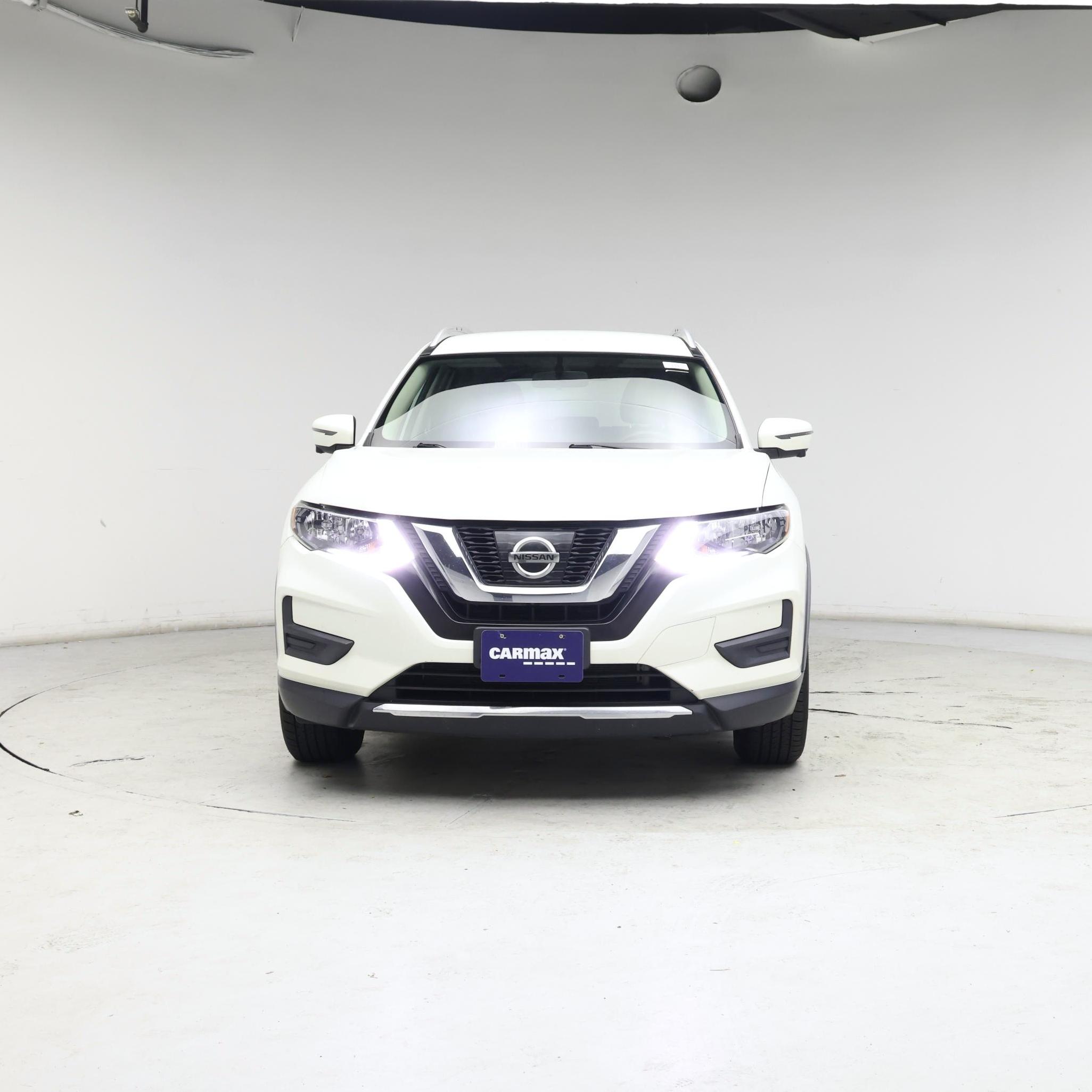 Thumbnail: 2017 Nissan Rogue - 5