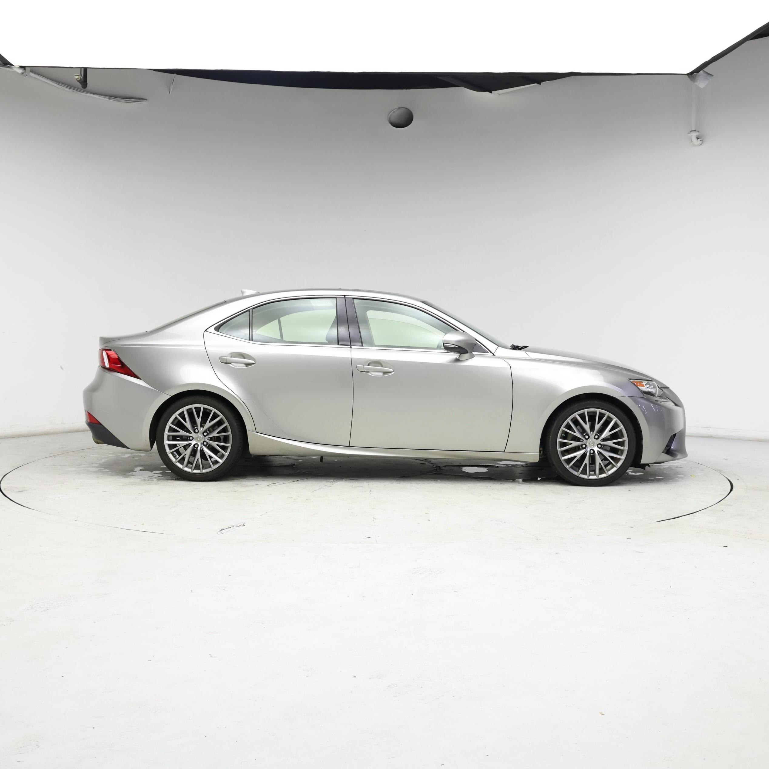 Thumbnail: 2015 Lexus IS - 7