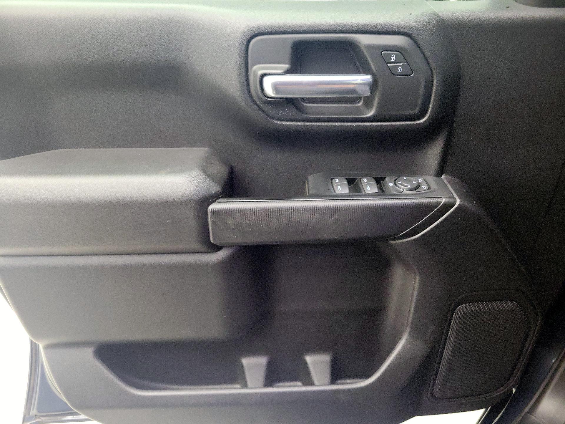 Thumbnail: 2019 Chevrolet Silverado 1500 - 12