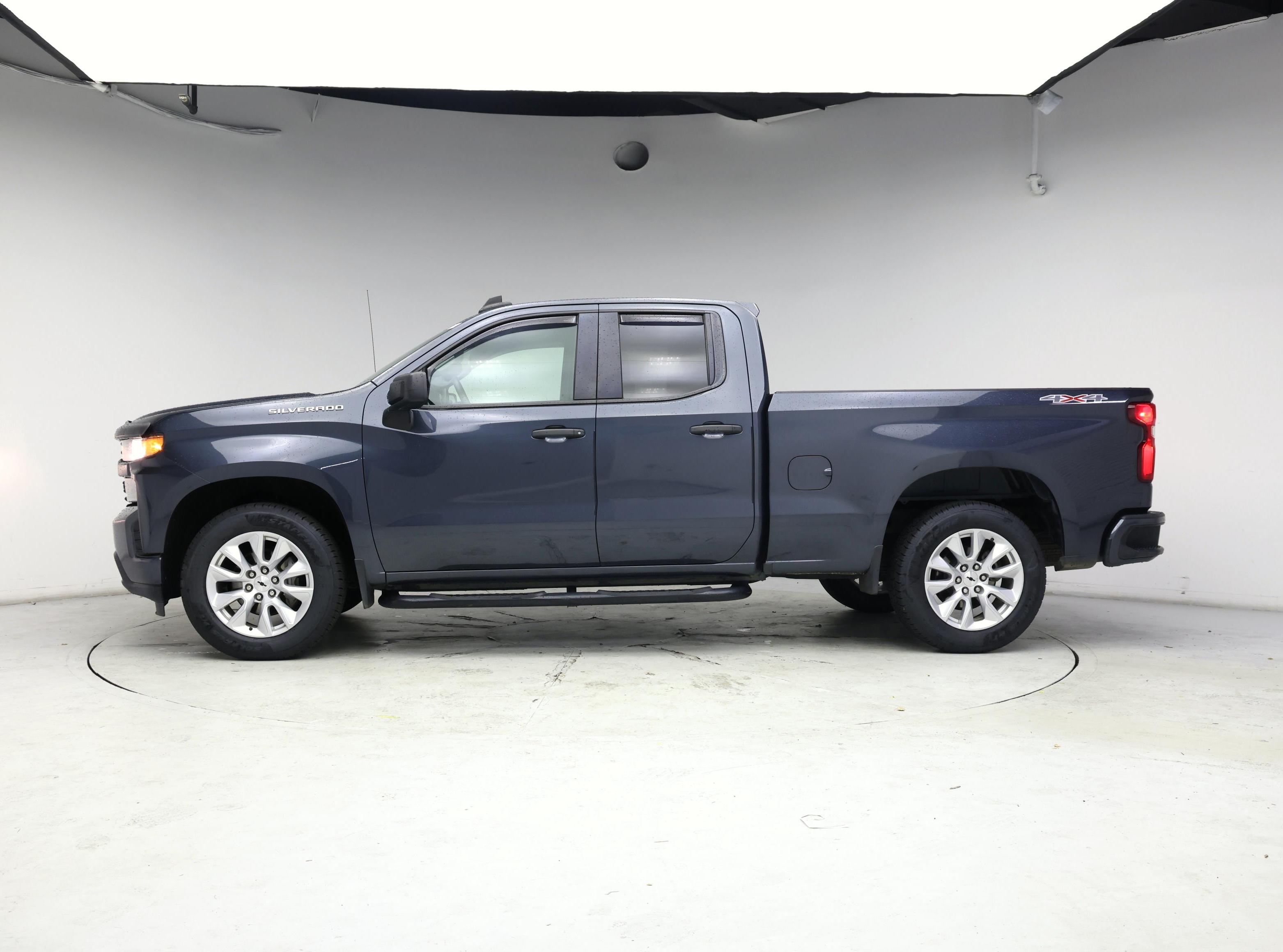 Thumbnail: 2019 Chevrolet Silverado 1500 - 3