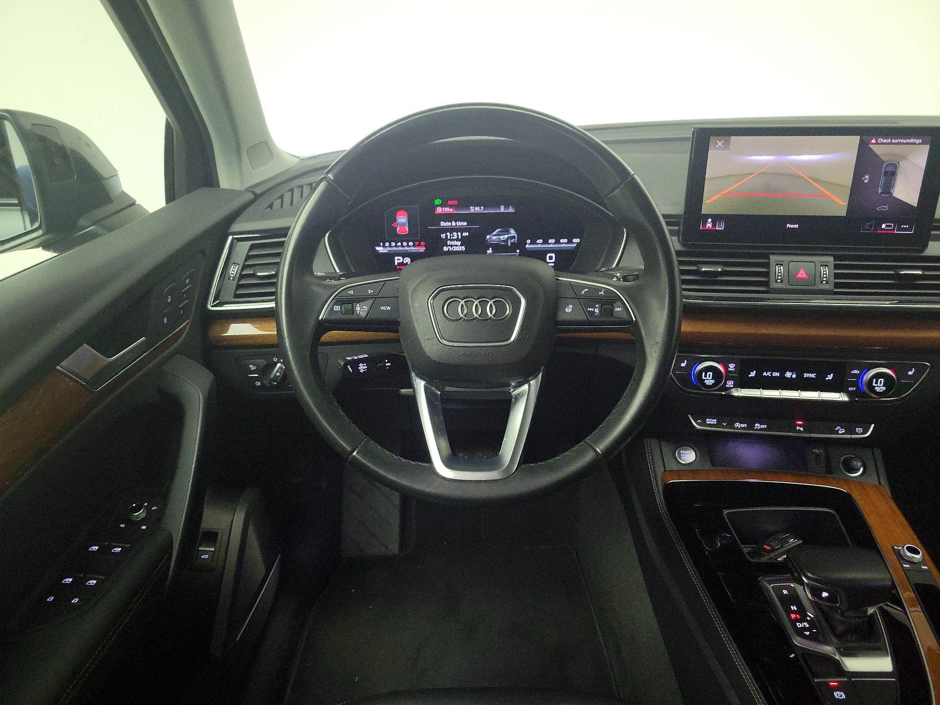 Thumbnail: 2022 Audi Q5 - 10