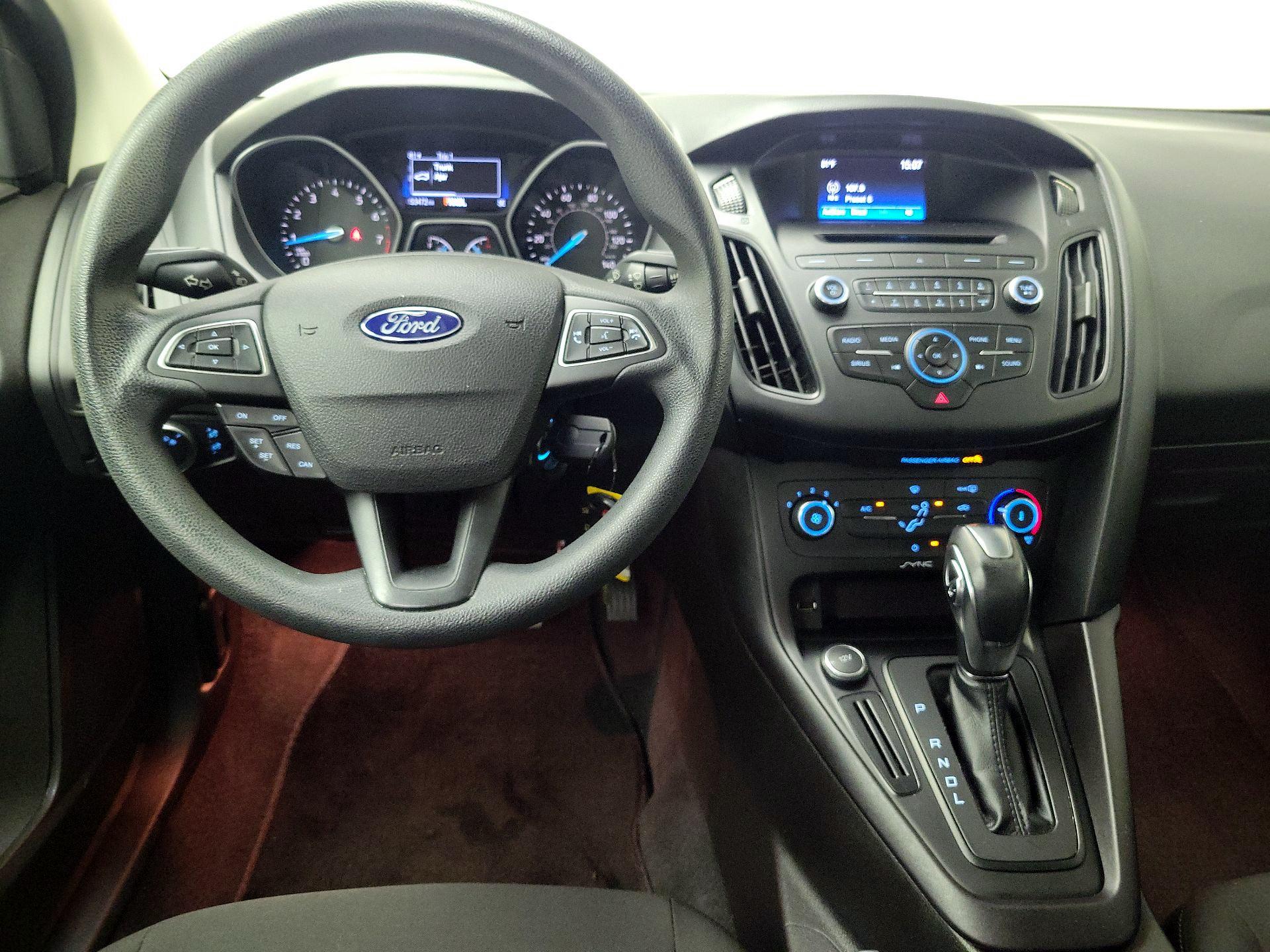 Thumbnail: 2016 Ford Focus - 10