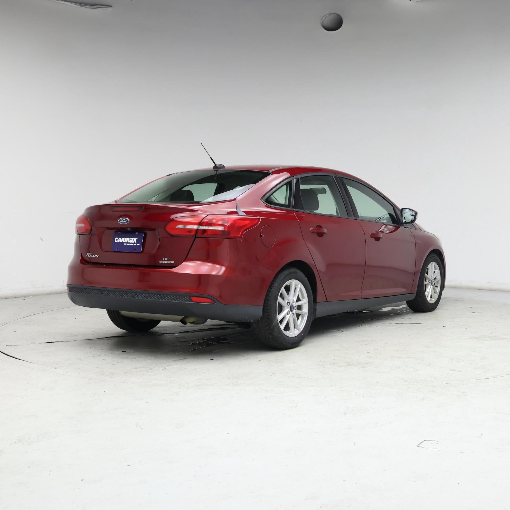 Thumbnail: 2016 Ford Focus - 8