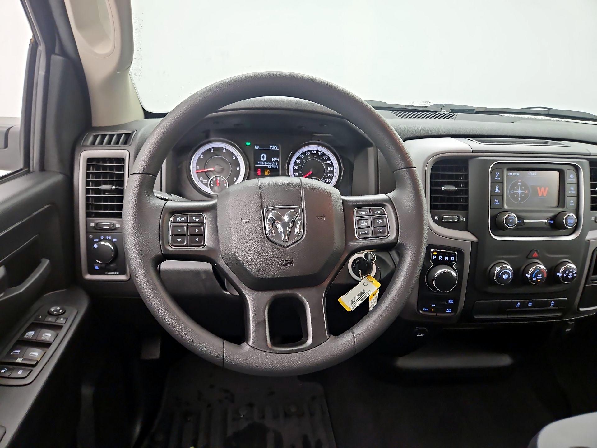 Thumbnail: 2023 RAM 1500 Classic - 10