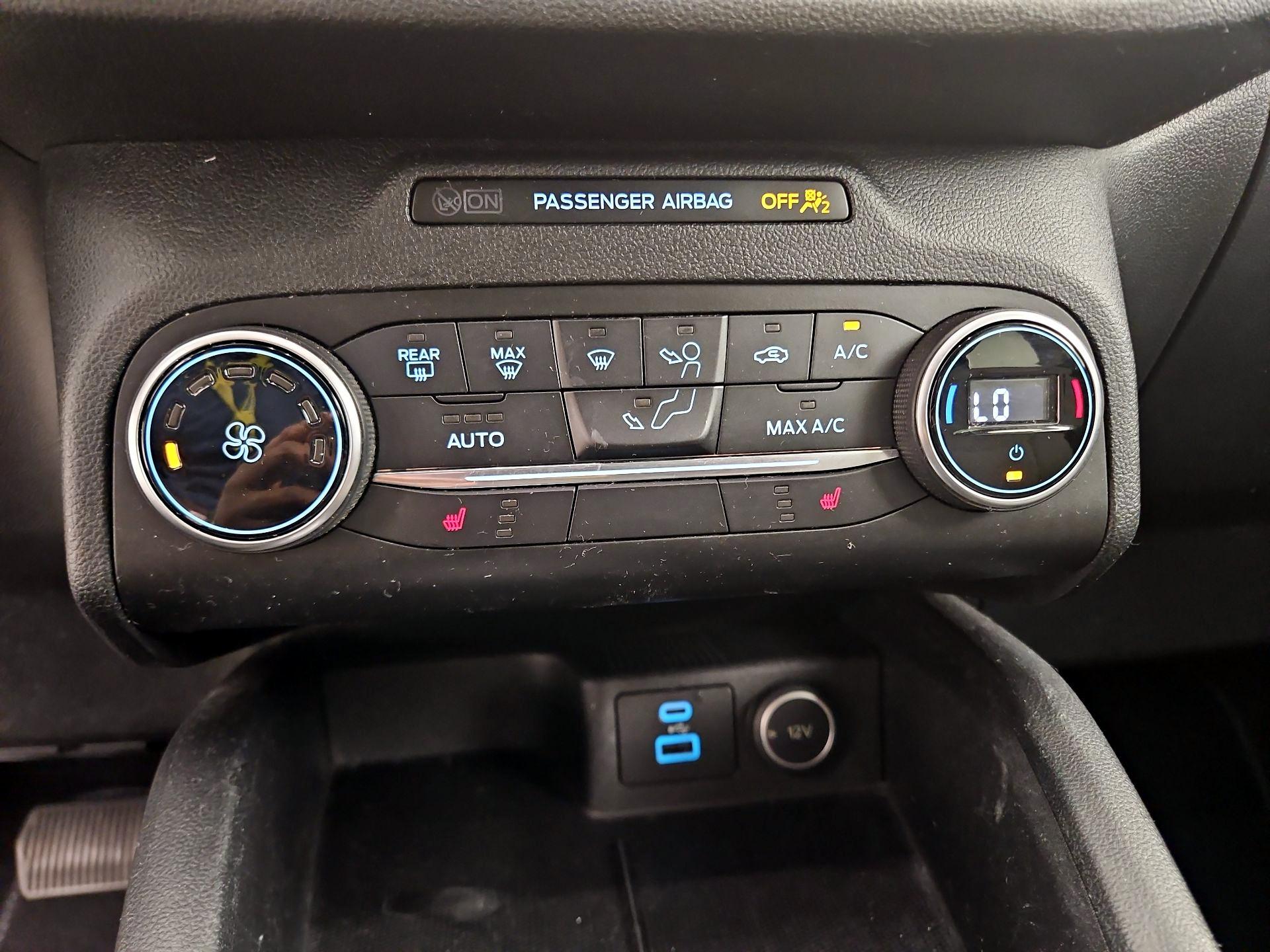 Thumbnail: 2020 Ford Escape - 16