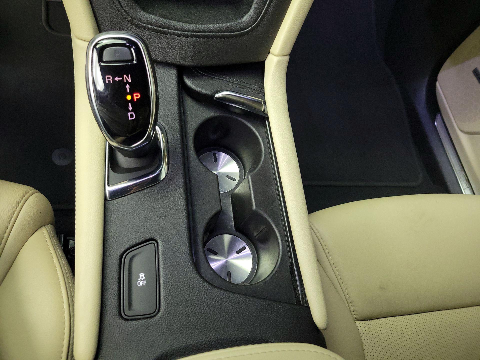 Thumbnail: 2019 Cadillac XT5 - 18