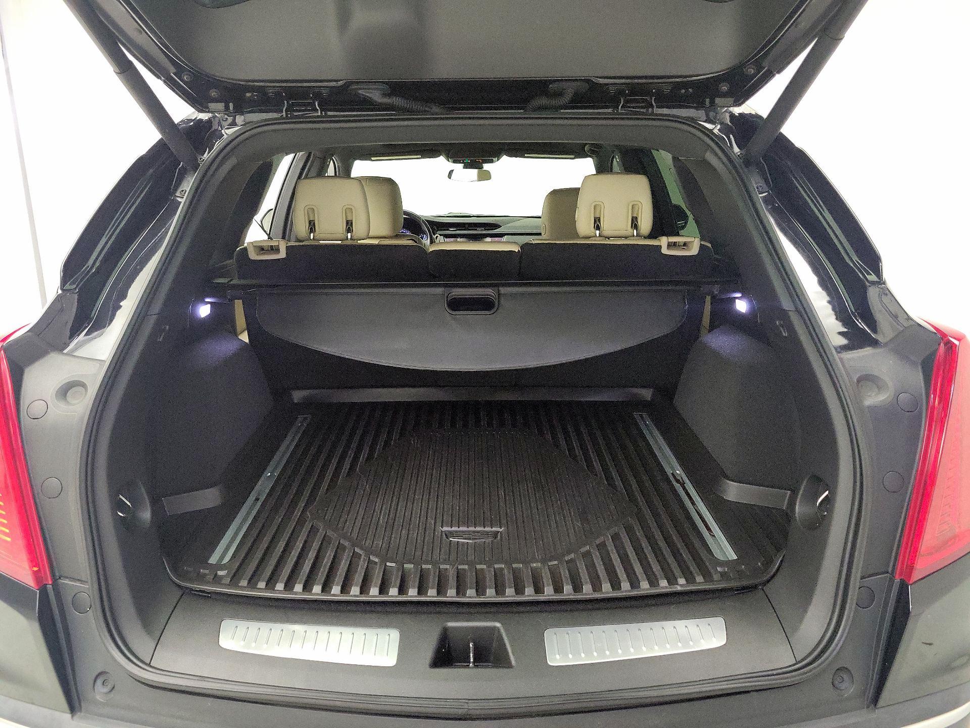 Thumbnail: 2019 Cadillac XT5 - 20