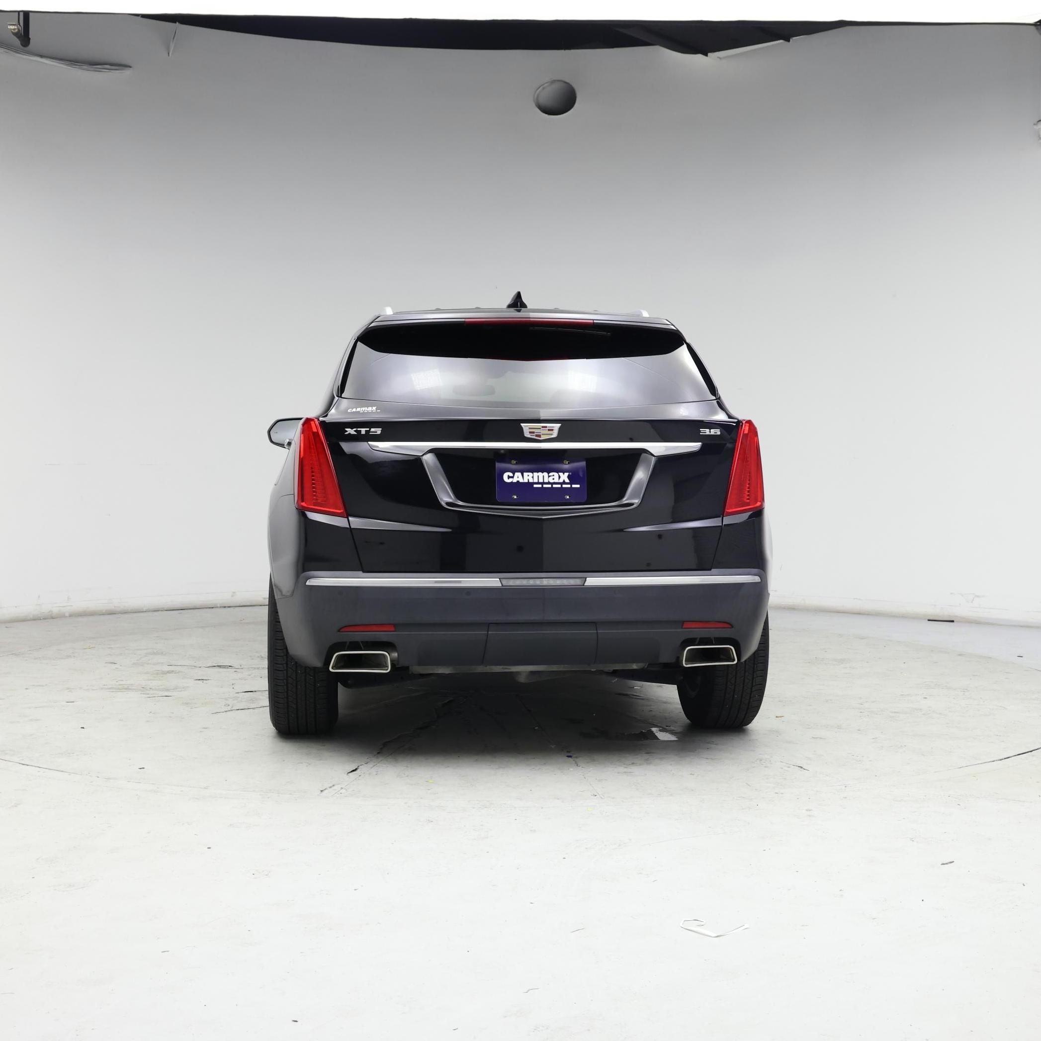 Thumbnail: 2019 Cadillac XT5 - 6