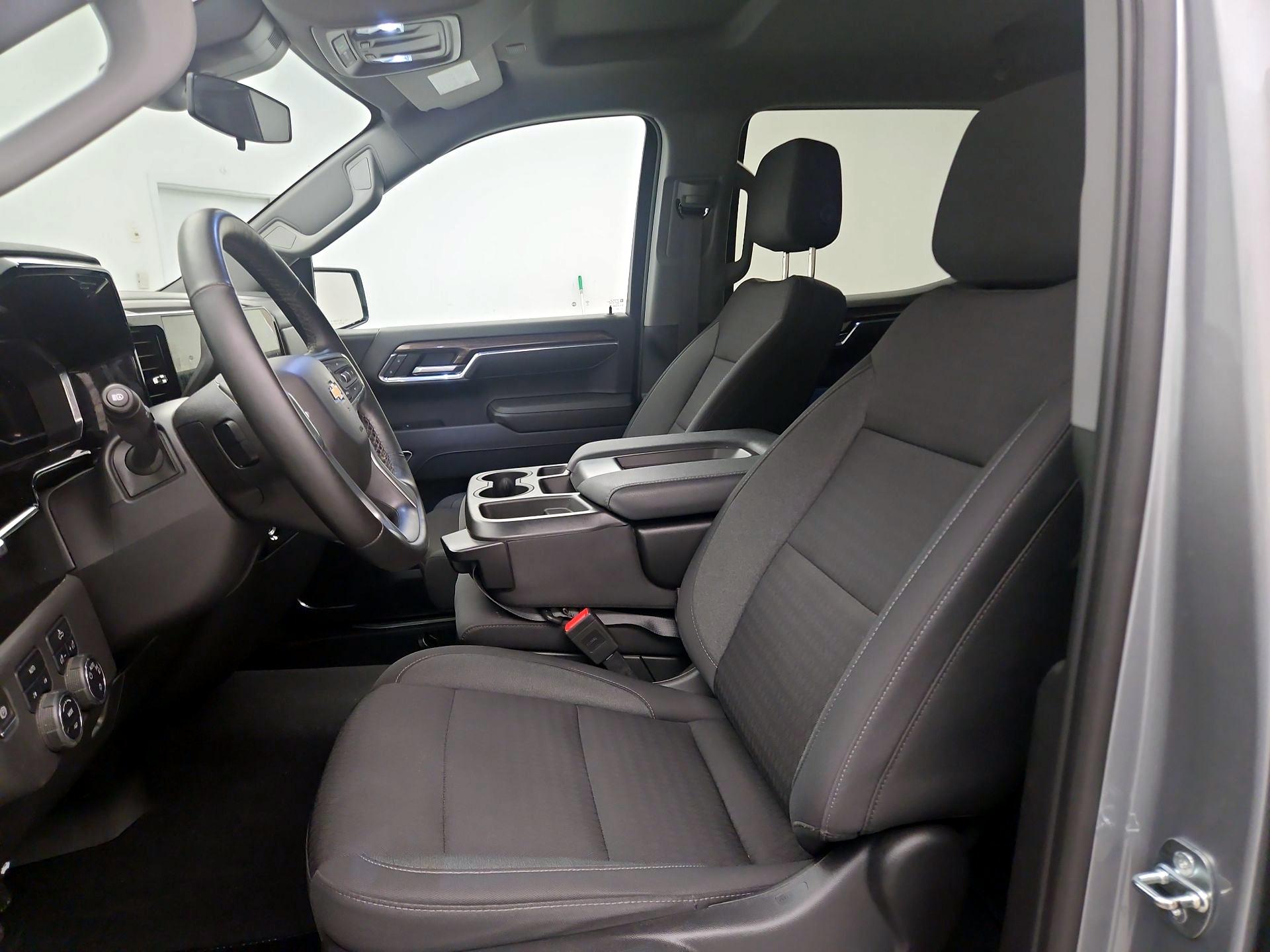 Thumbnail: 2023 Chevrolet Silverado 1500 - 11
