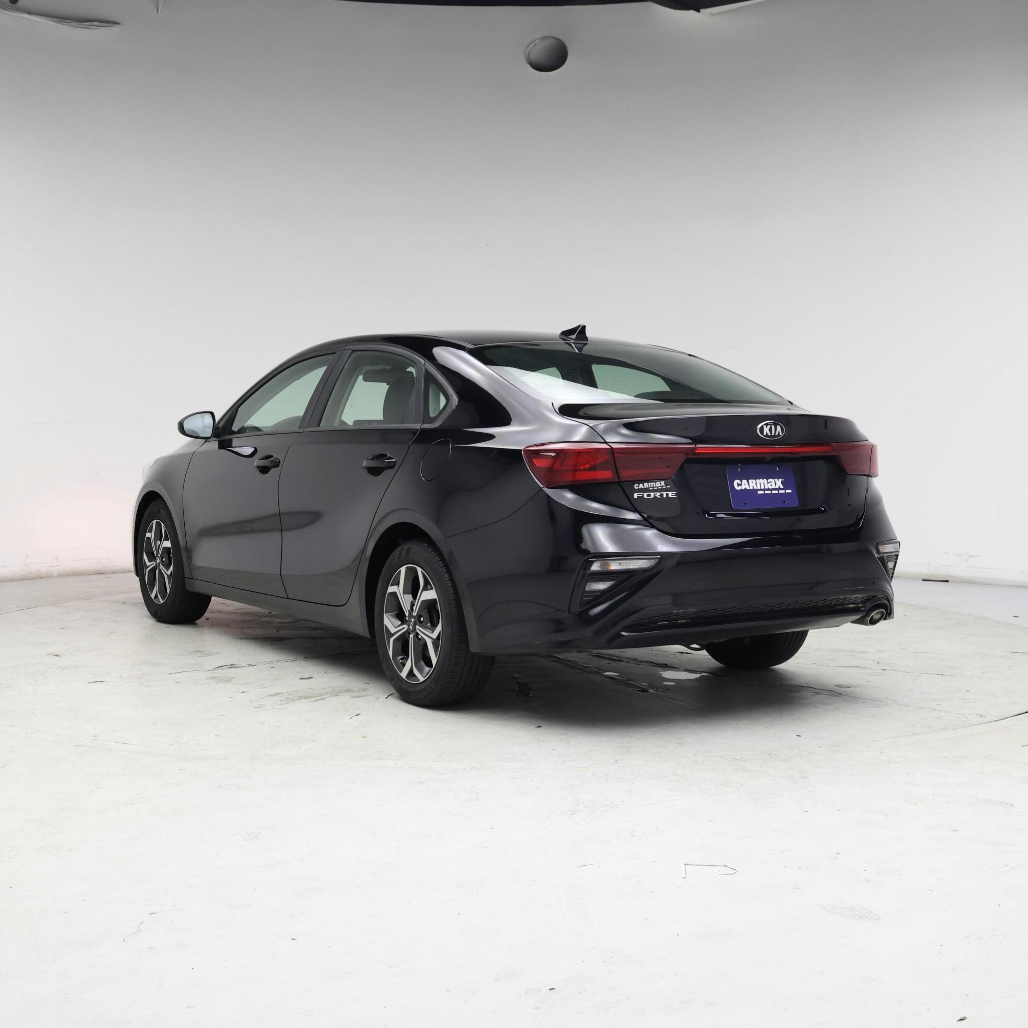 Thumbnail: 2021 Kia Forte - 2