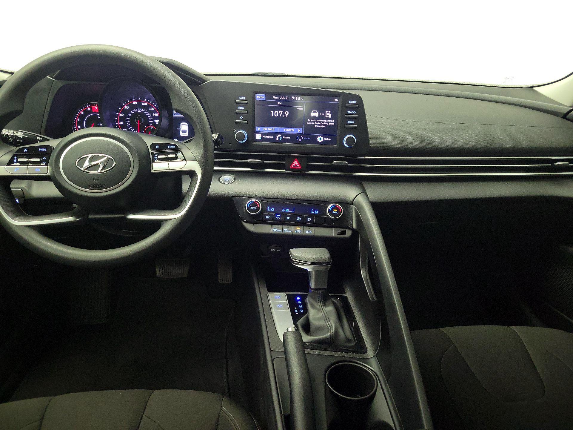 Thumbnail: 2023 Hyundai Elantra - 9