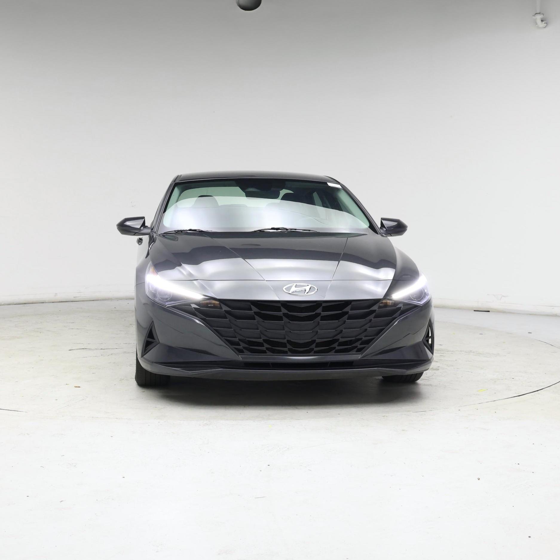 Thumbnail: 2023 Hyundai Elantra - 5