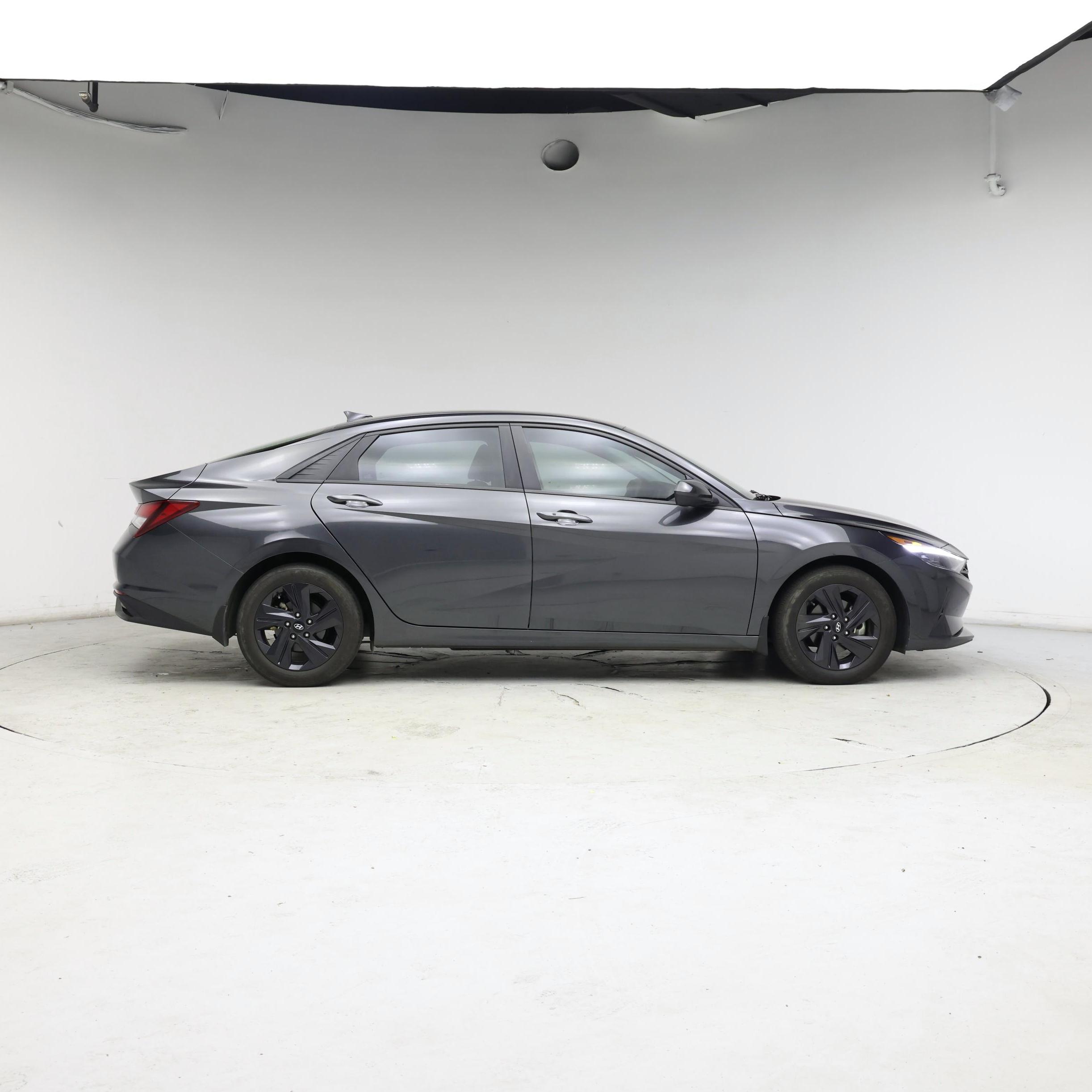 Thumbnail: 2023 Hyundai Elantra - 7