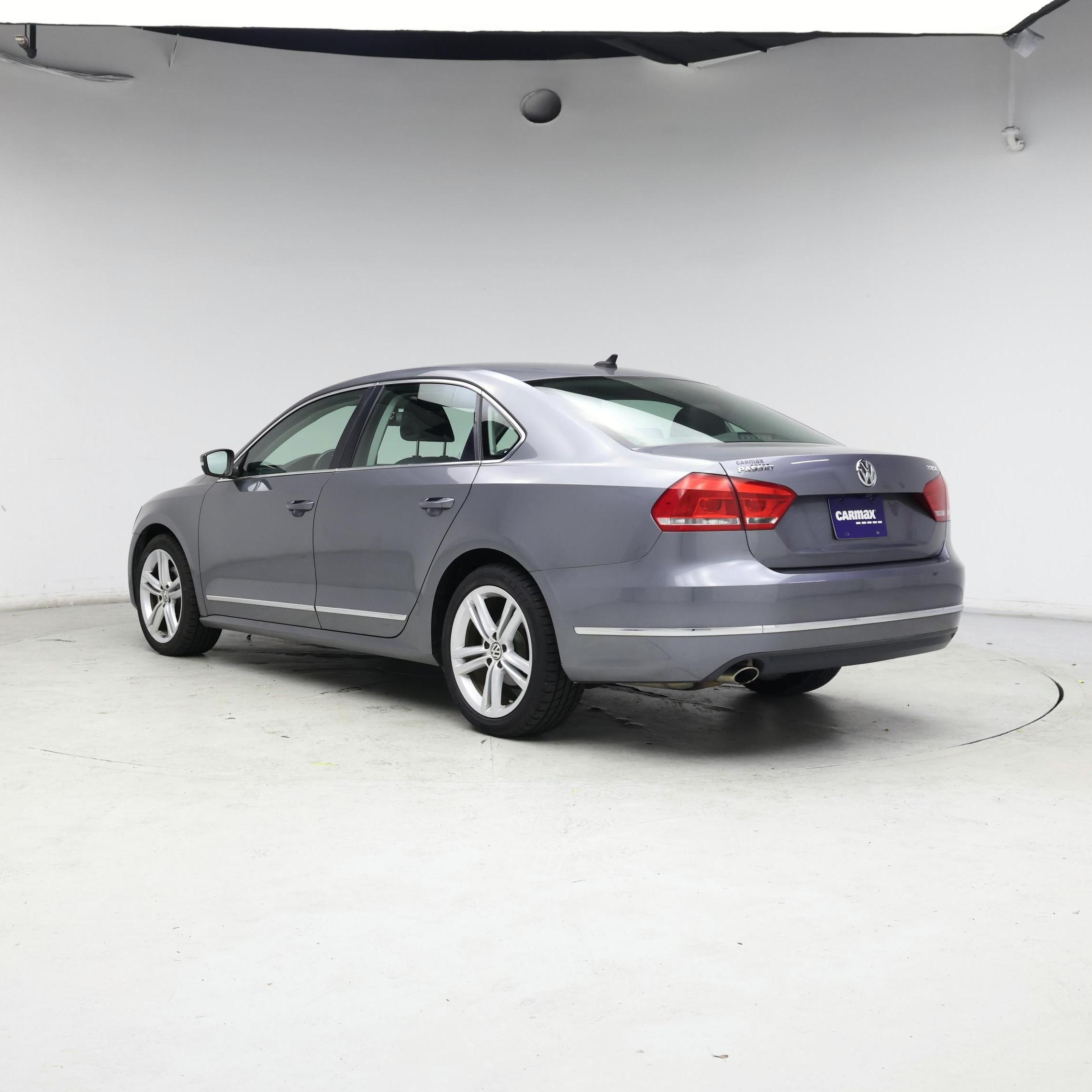Thumbnail: 2015 Volkswagen Passat - 2