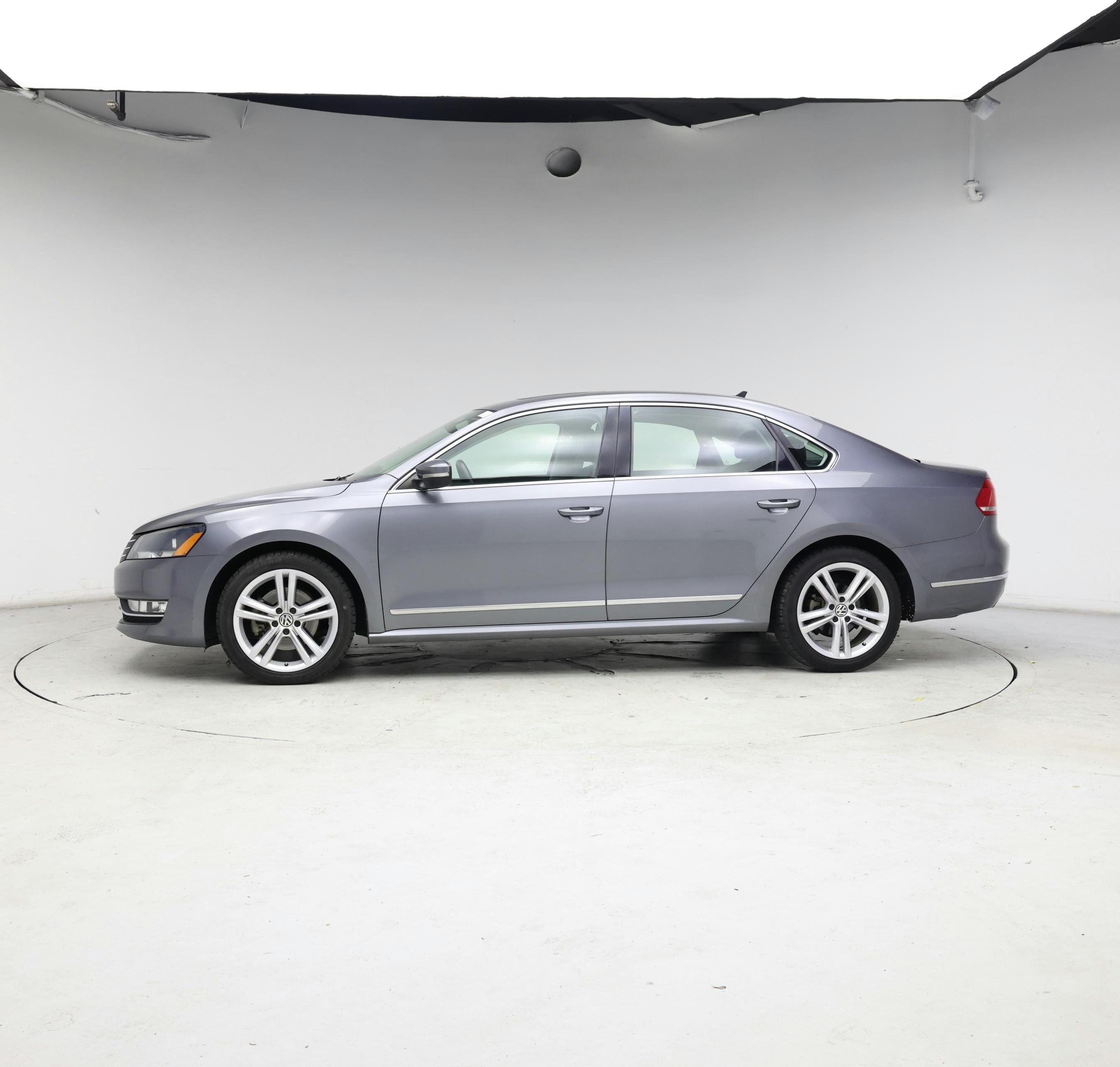 Thumbnail: 2015 Volkswagen Passat - 3
