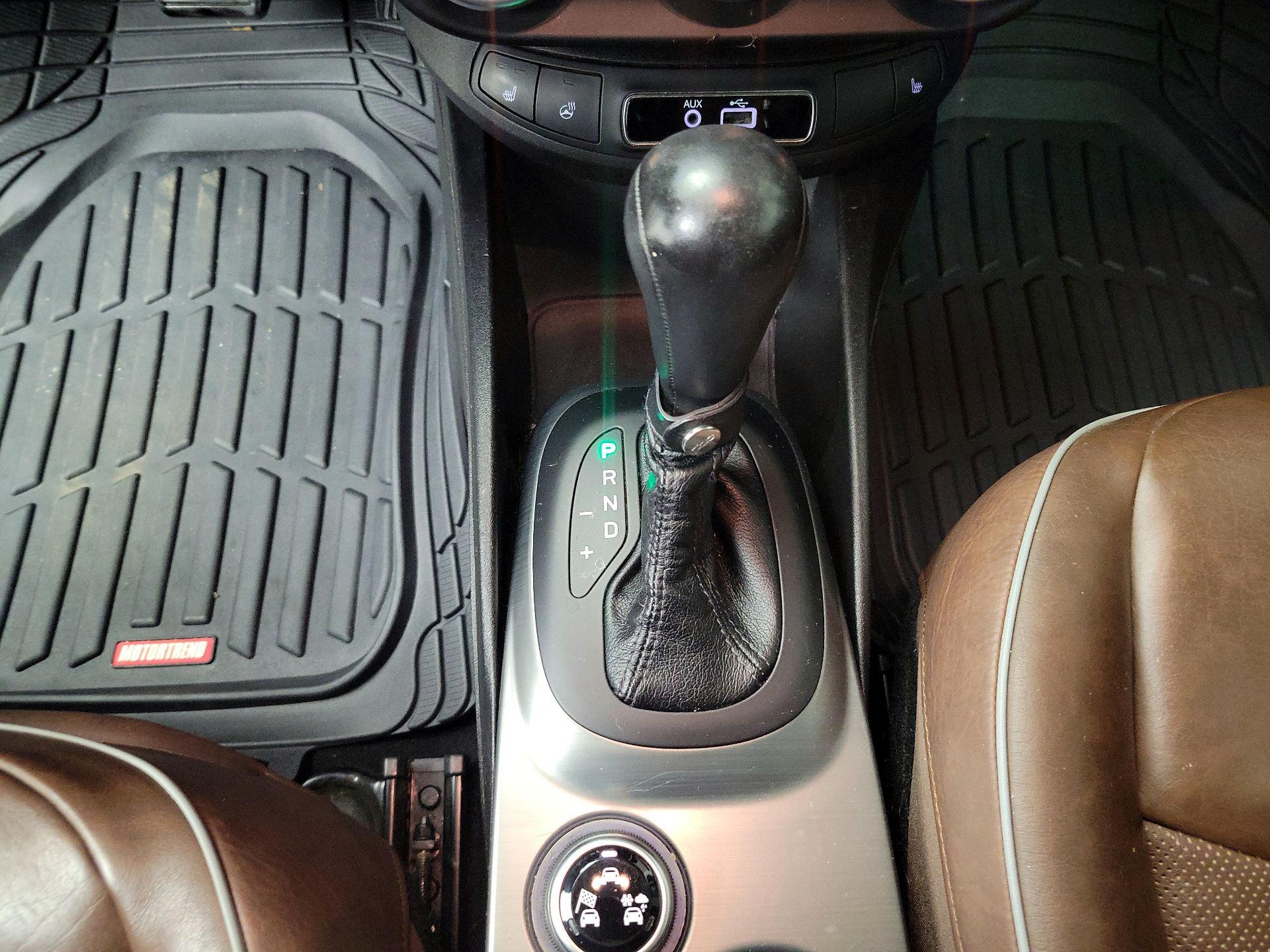 Thumbnail: 2016 Fiat 500X - 18