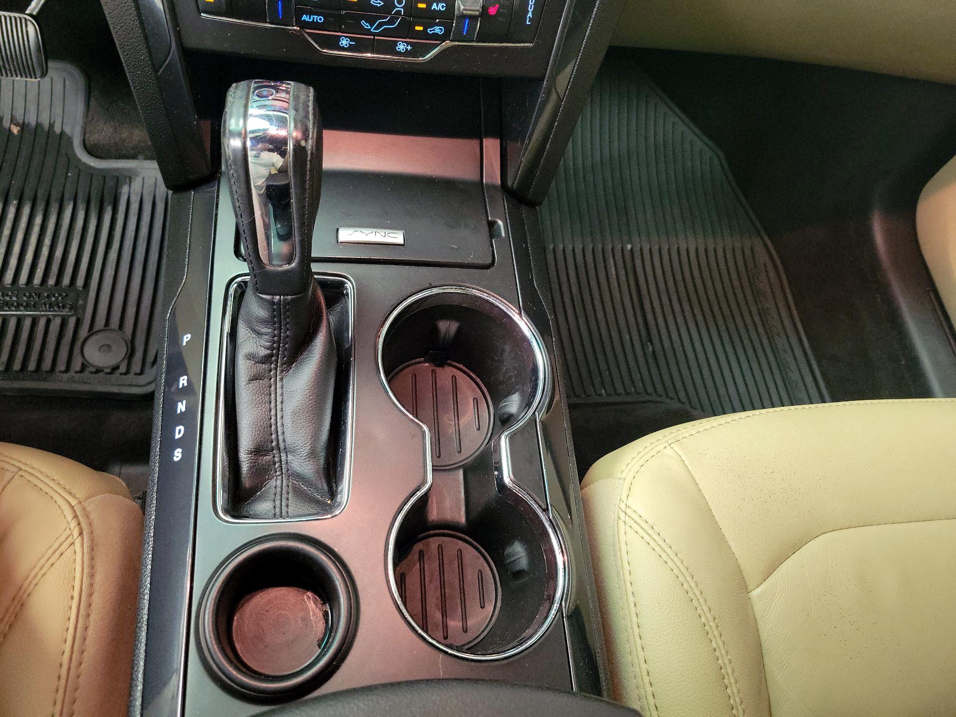Thumbnail: 2016 Ford Explorer - 17
