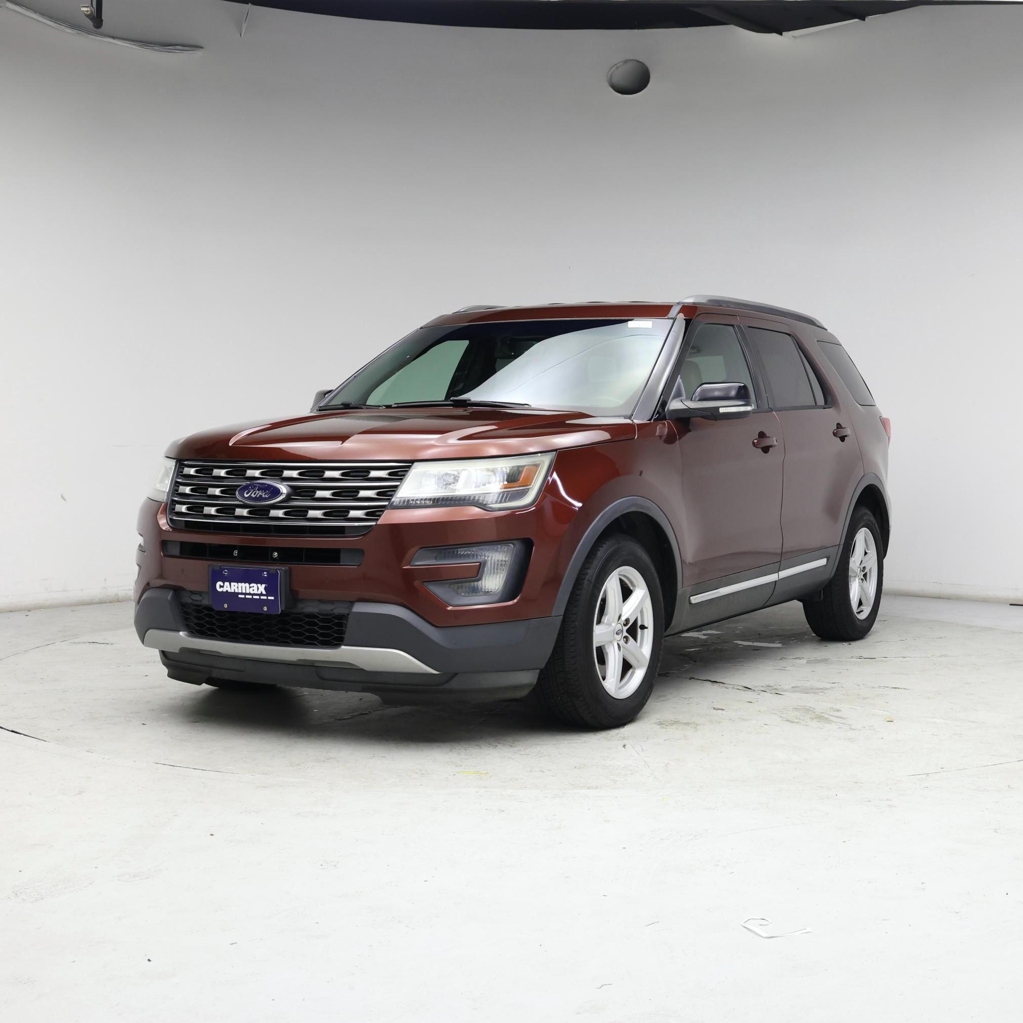 Thumbnail: 2016 Ford Explorer - 4