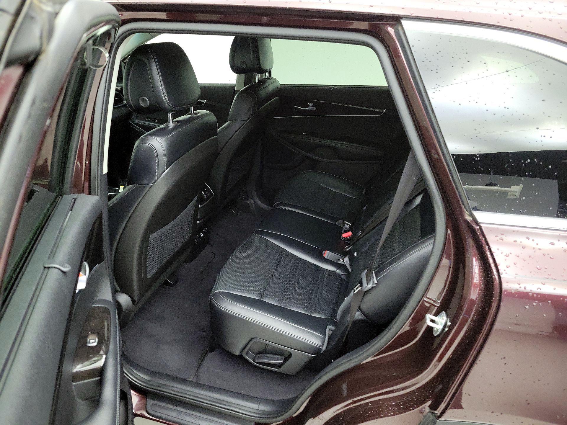 Thumbnail: 2016 Kia Sorento - 19