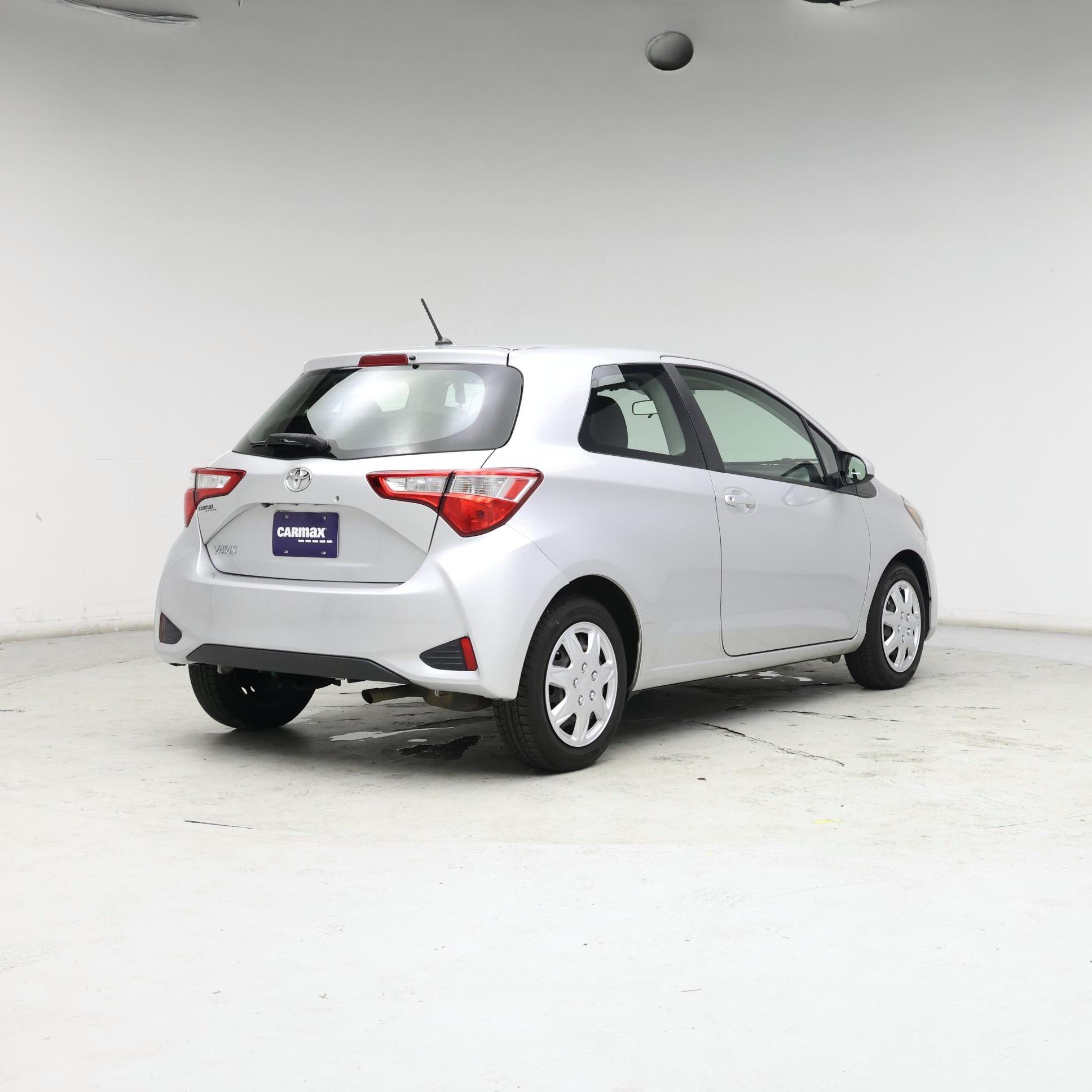 Thumbnail: 2018 Toyota Yaris - 8