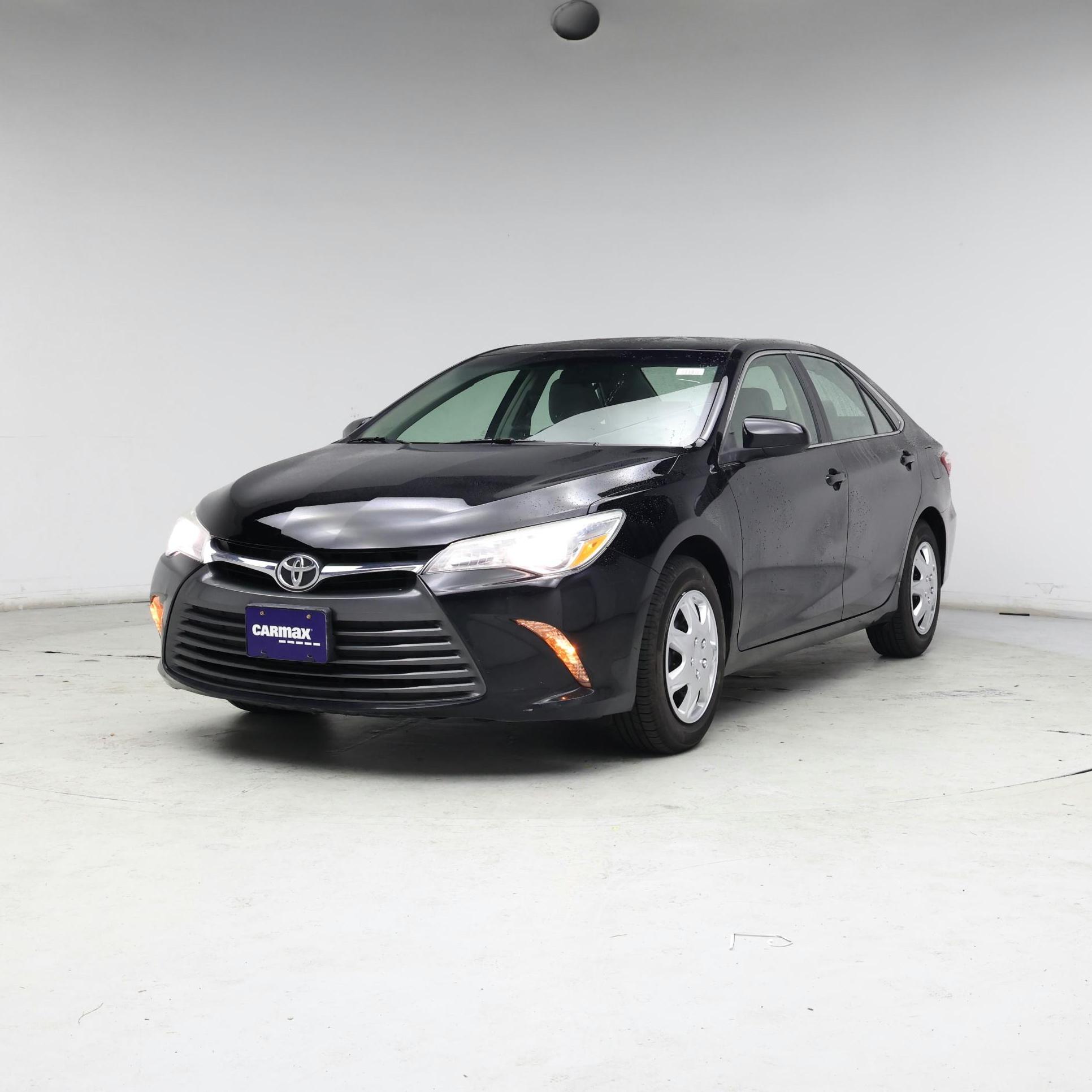 Thumbnail: 2015 Toyota Camry - 4