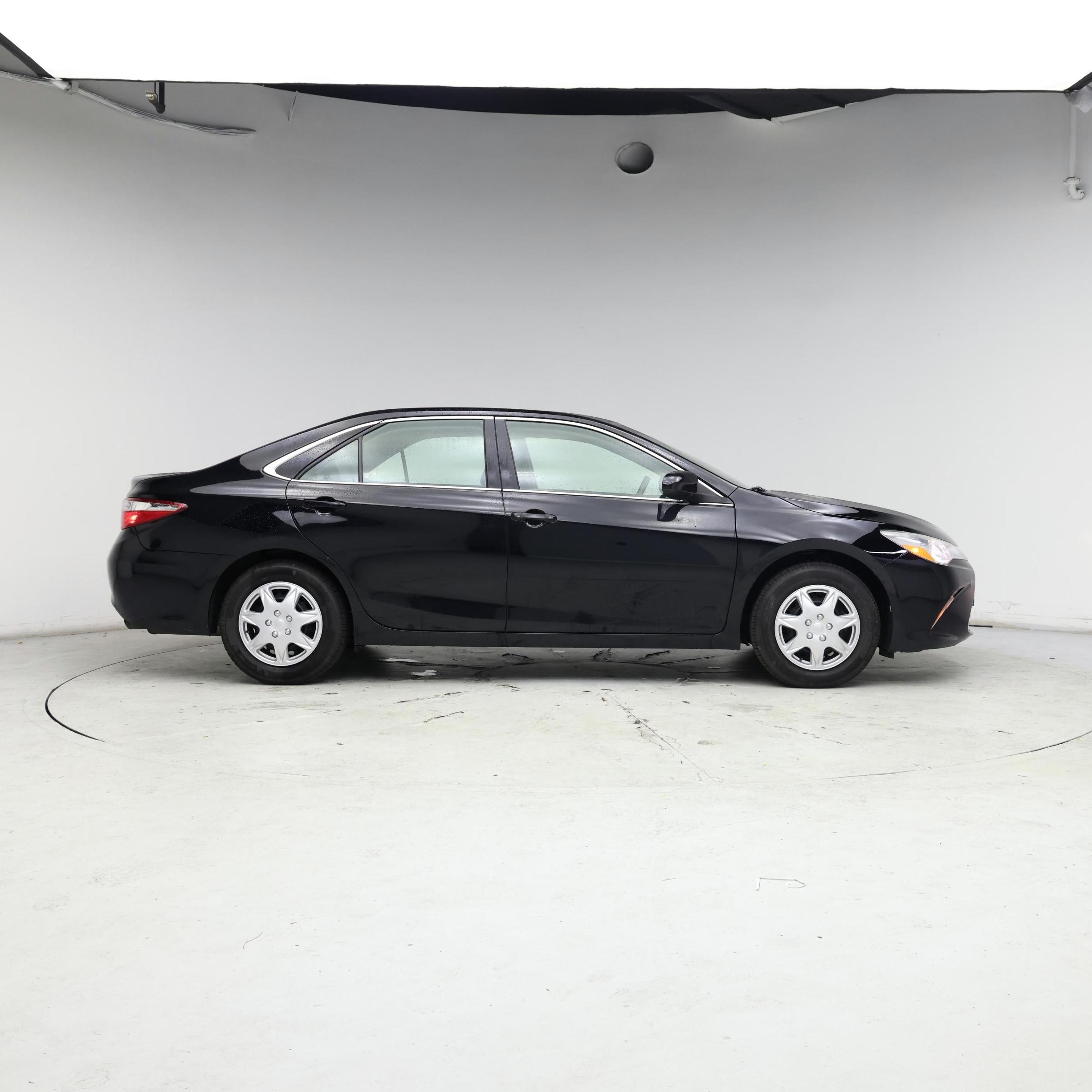 Thumbnail: 2015 Toyota Camry - 7