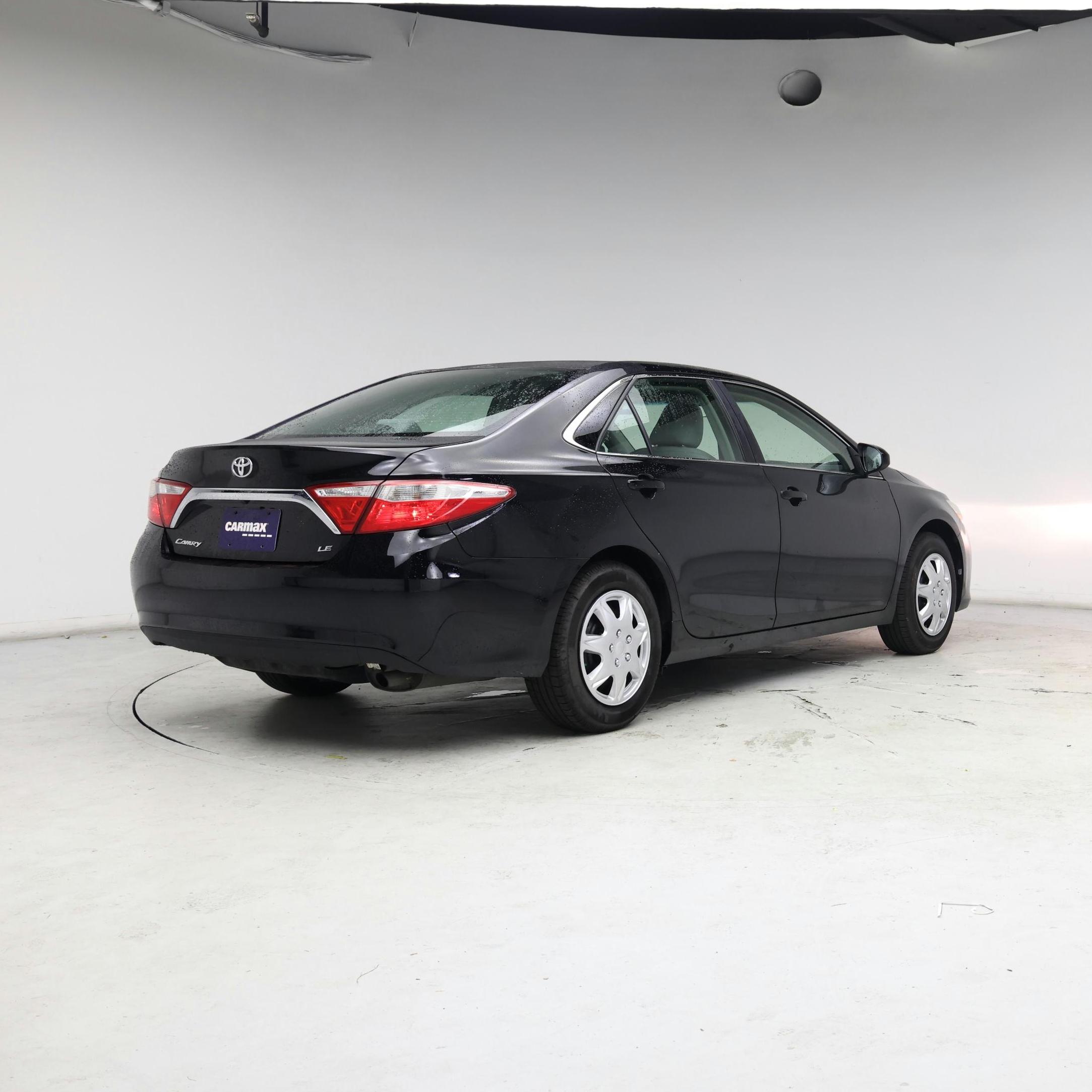 Thumbnail: 2015 Toyota Camry - 8