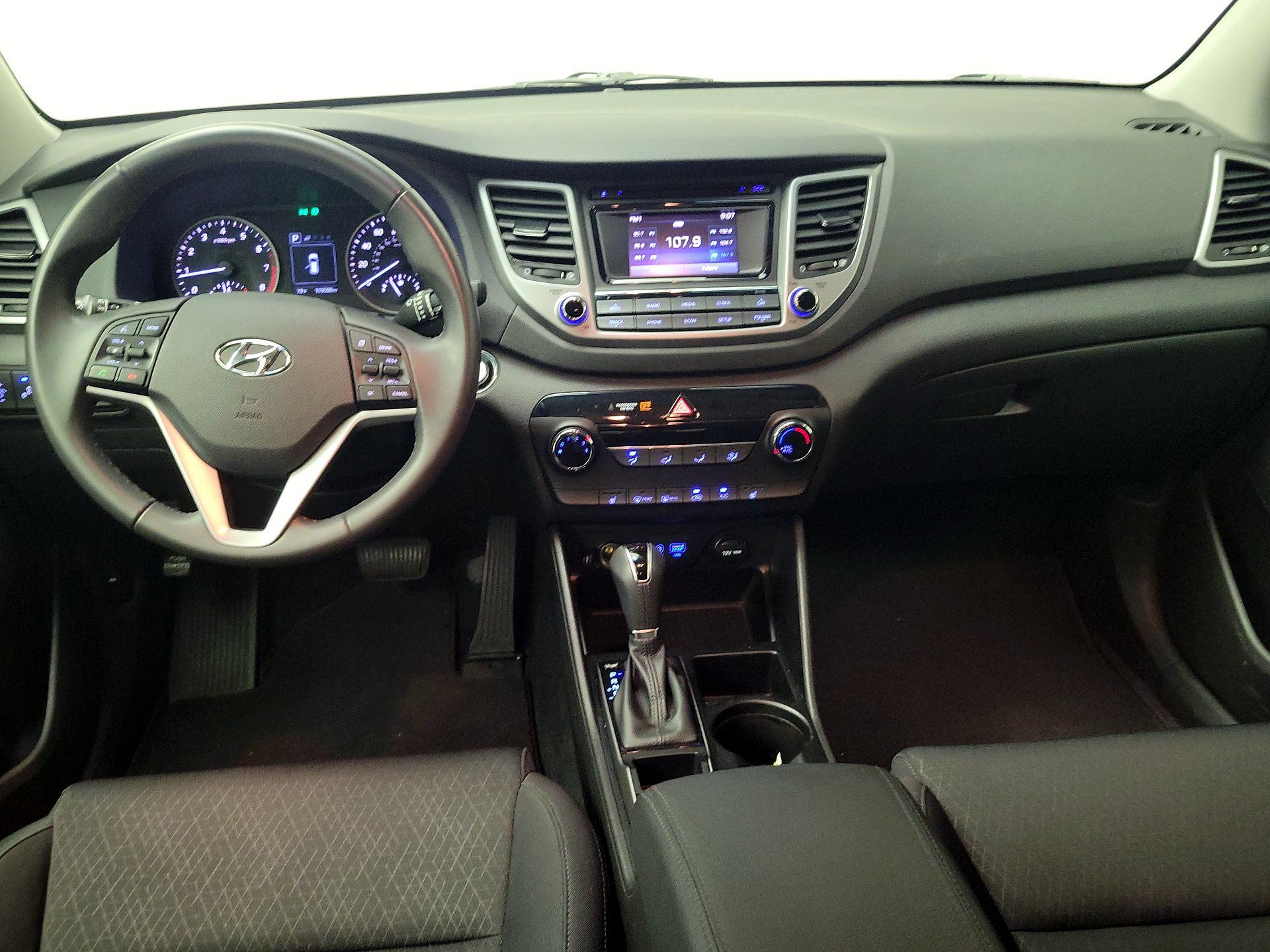 Thumbnail: 2017 Hyundai Tucson - 9