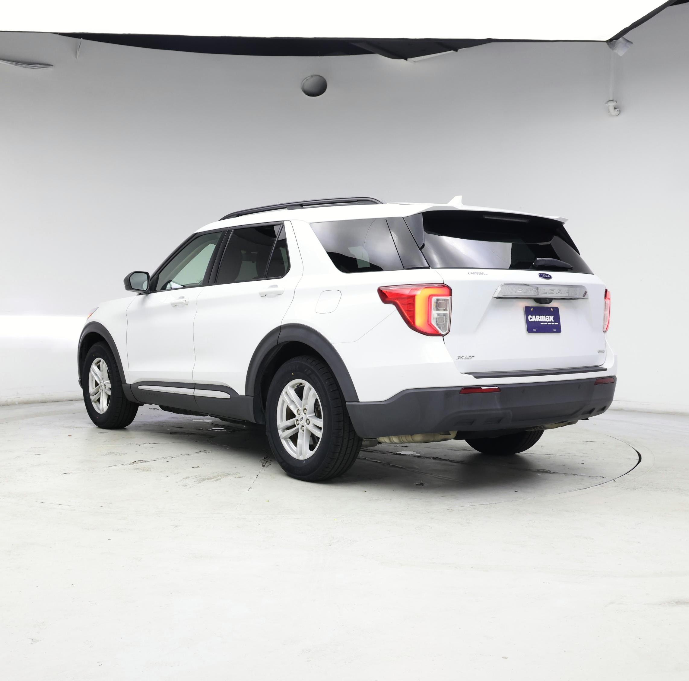Thumbnail: 2020 Ford Explorer - 2