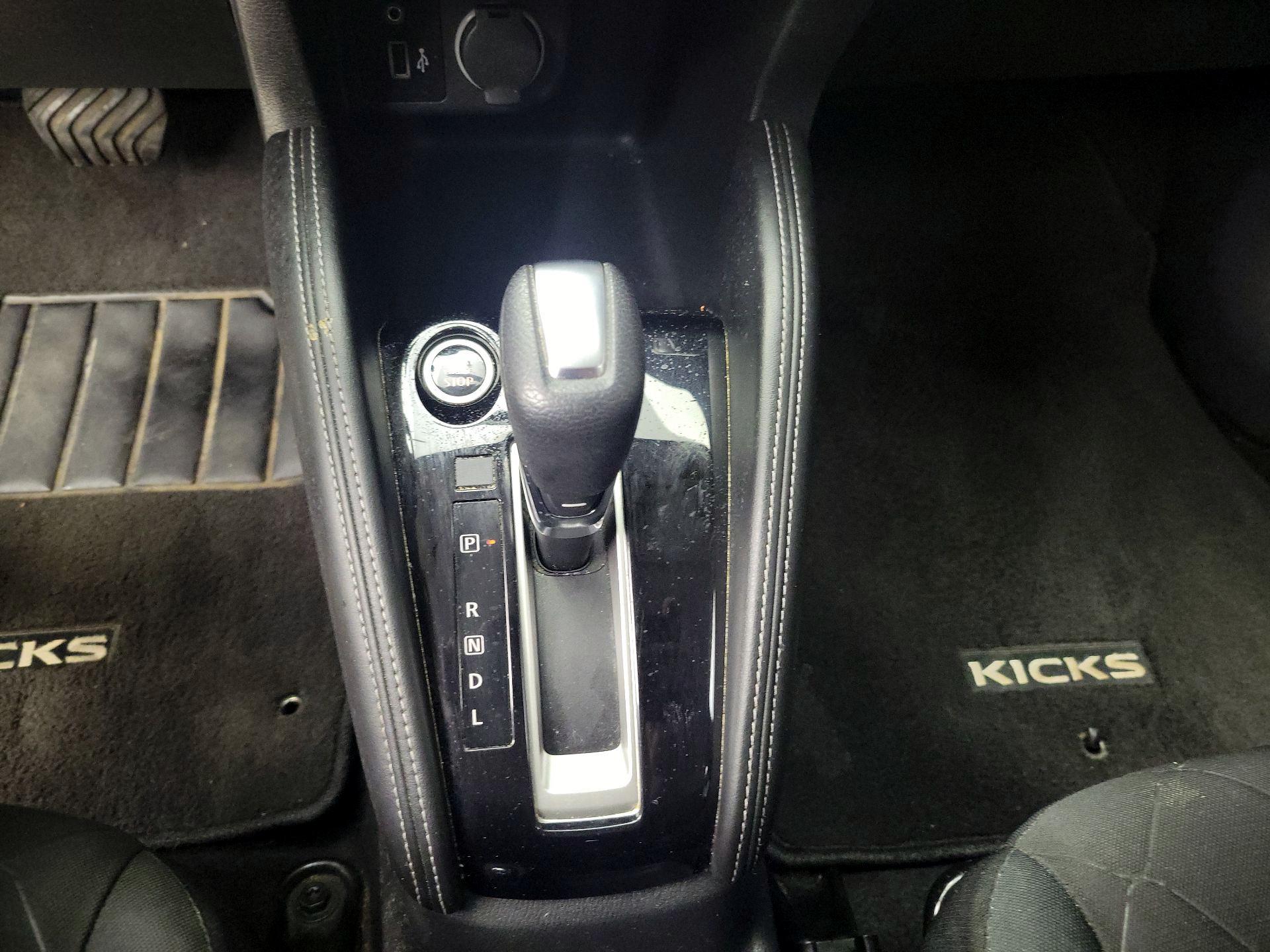 Thumbnail: 2019 Nissan Kicks - 17