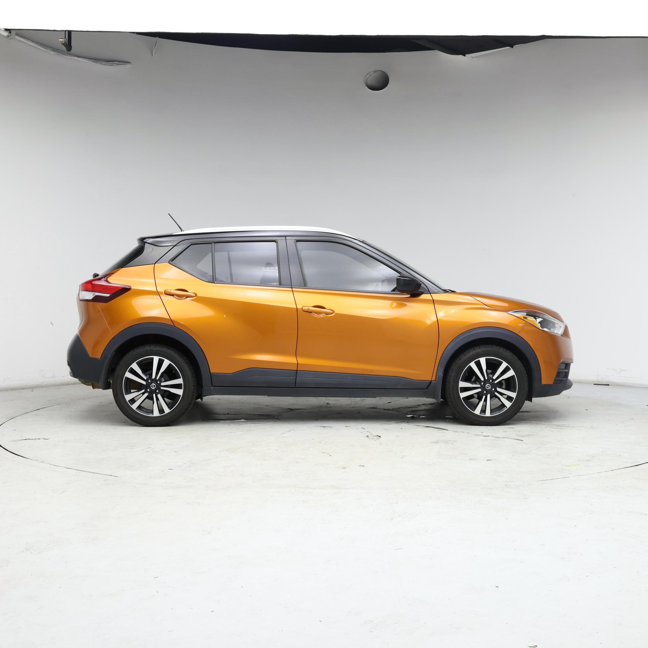 Thumbnail: 2019 Nissan Kicks - 7