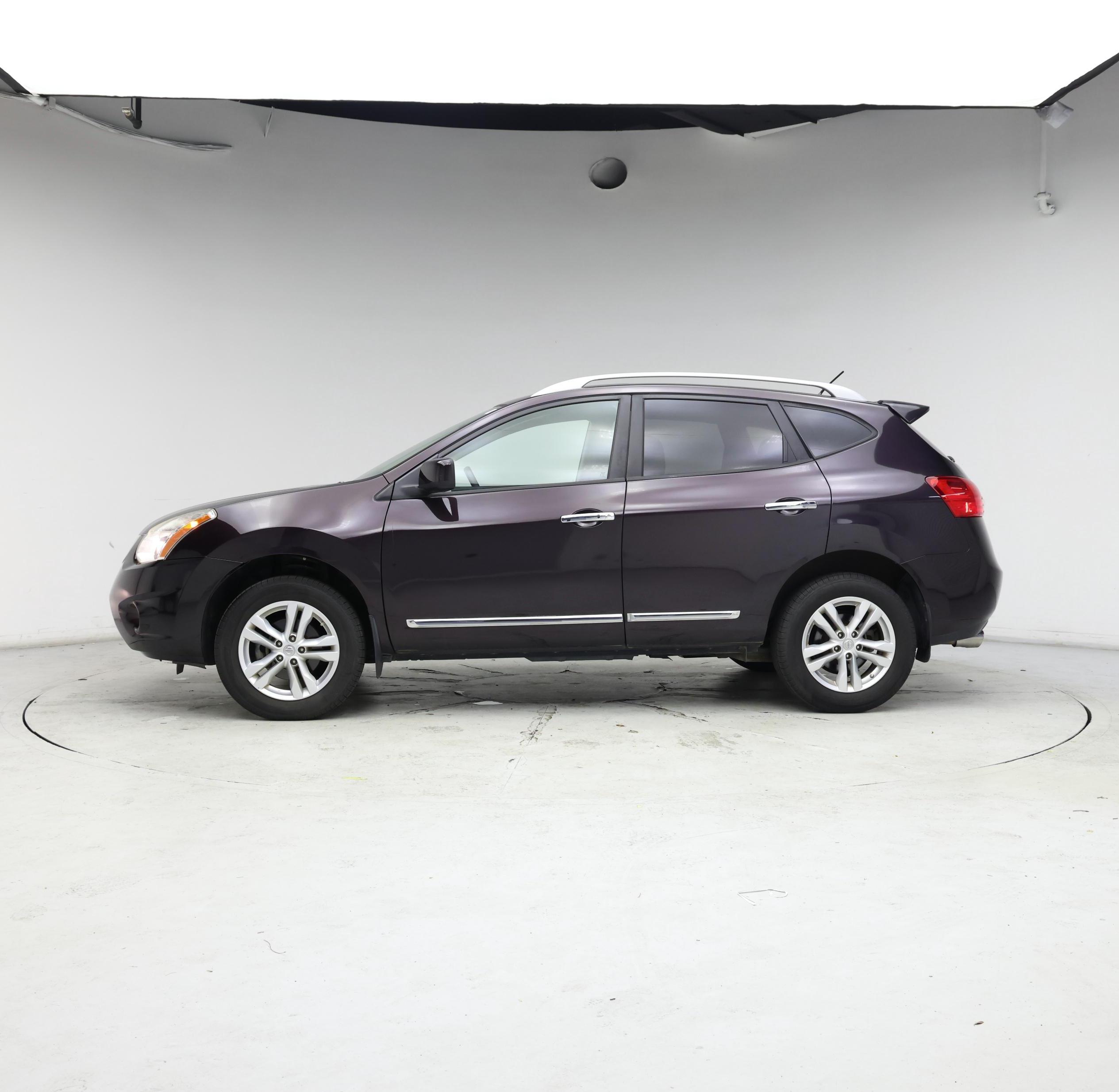 Thumbnail: 2013 Nissan Rogue - 3