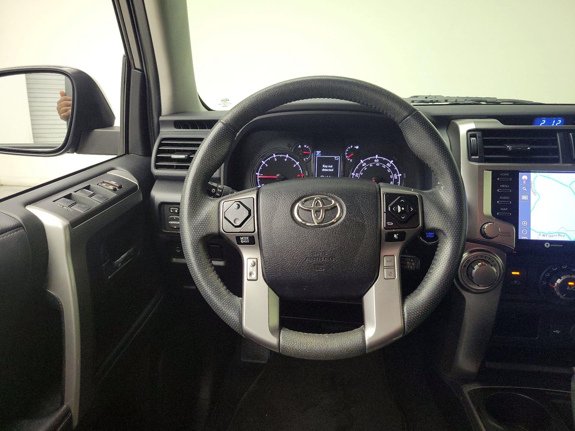 Thumbnail: 2021 Toyota 4Runner - 10