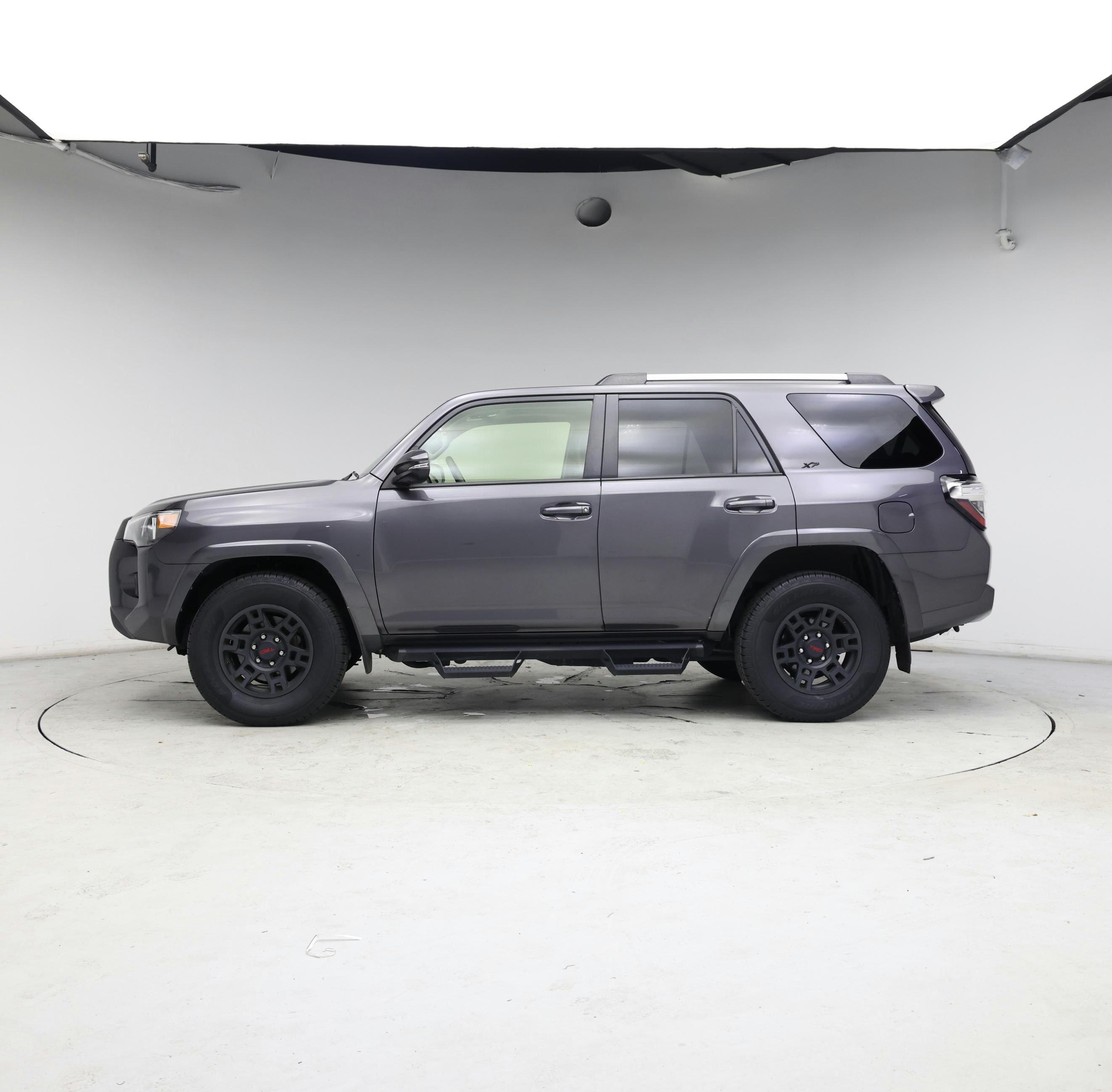 Thumbnail: 2021 Toyota 4Runner - 3