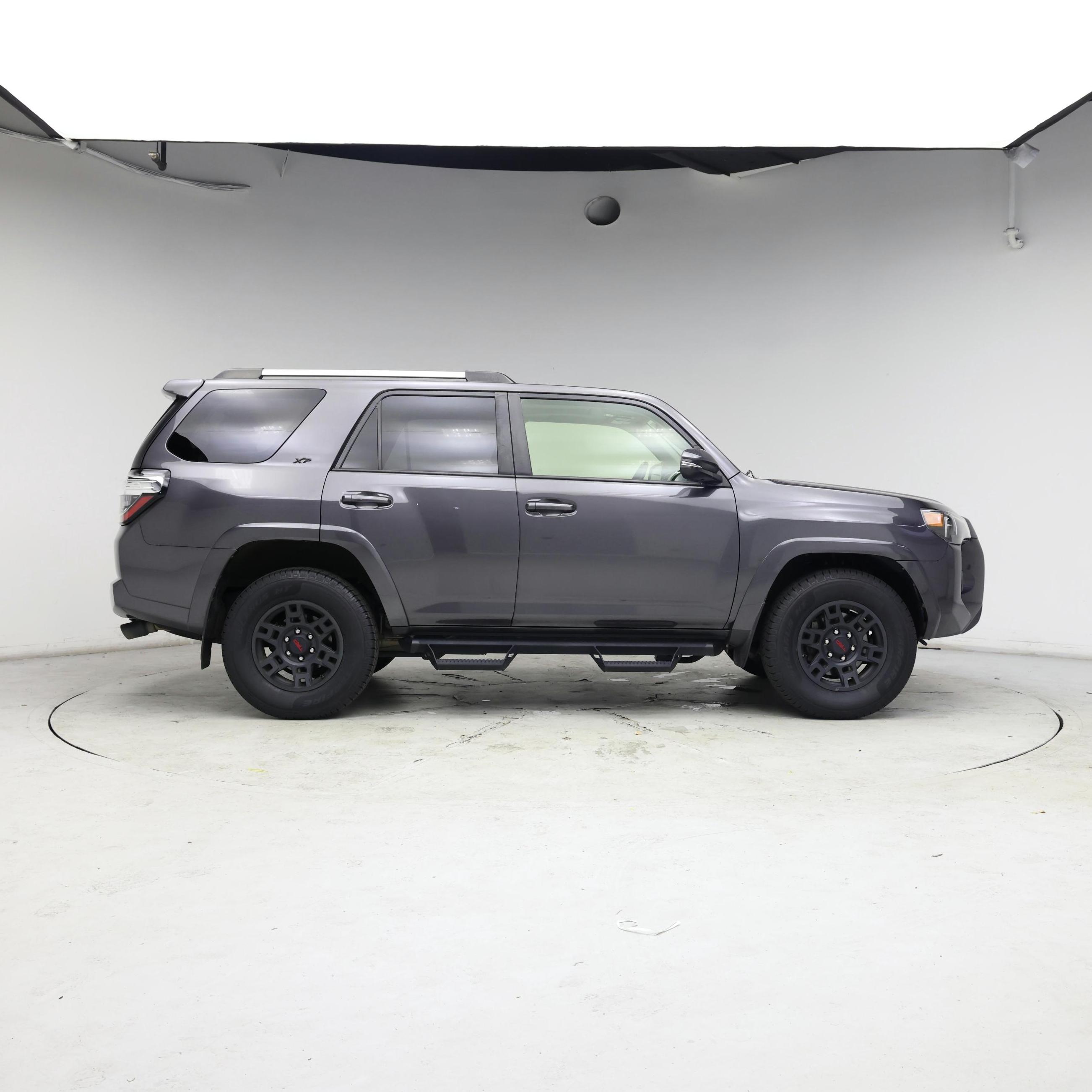 Thumbnail: 2021 Toyota 4Runner - 7