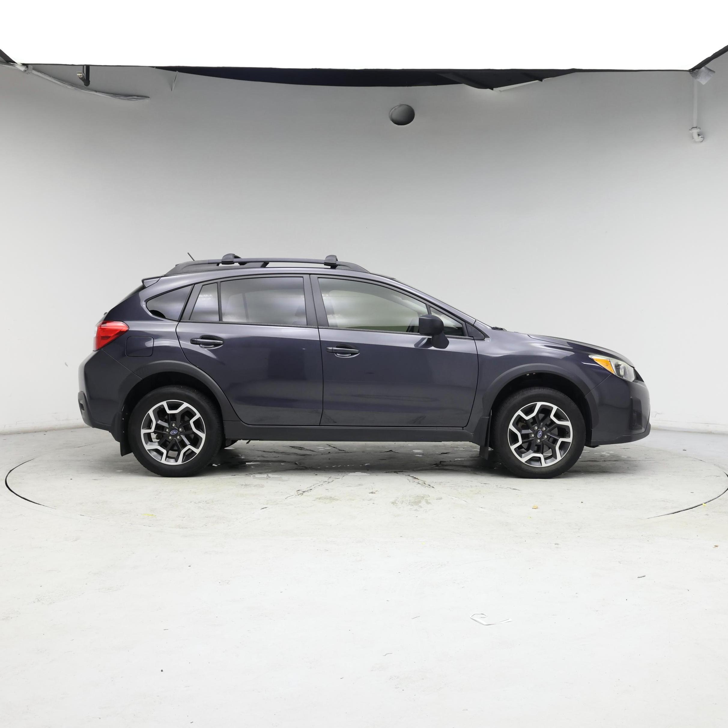 Thumbnail: 2017 Subaru Crosstrek - 7