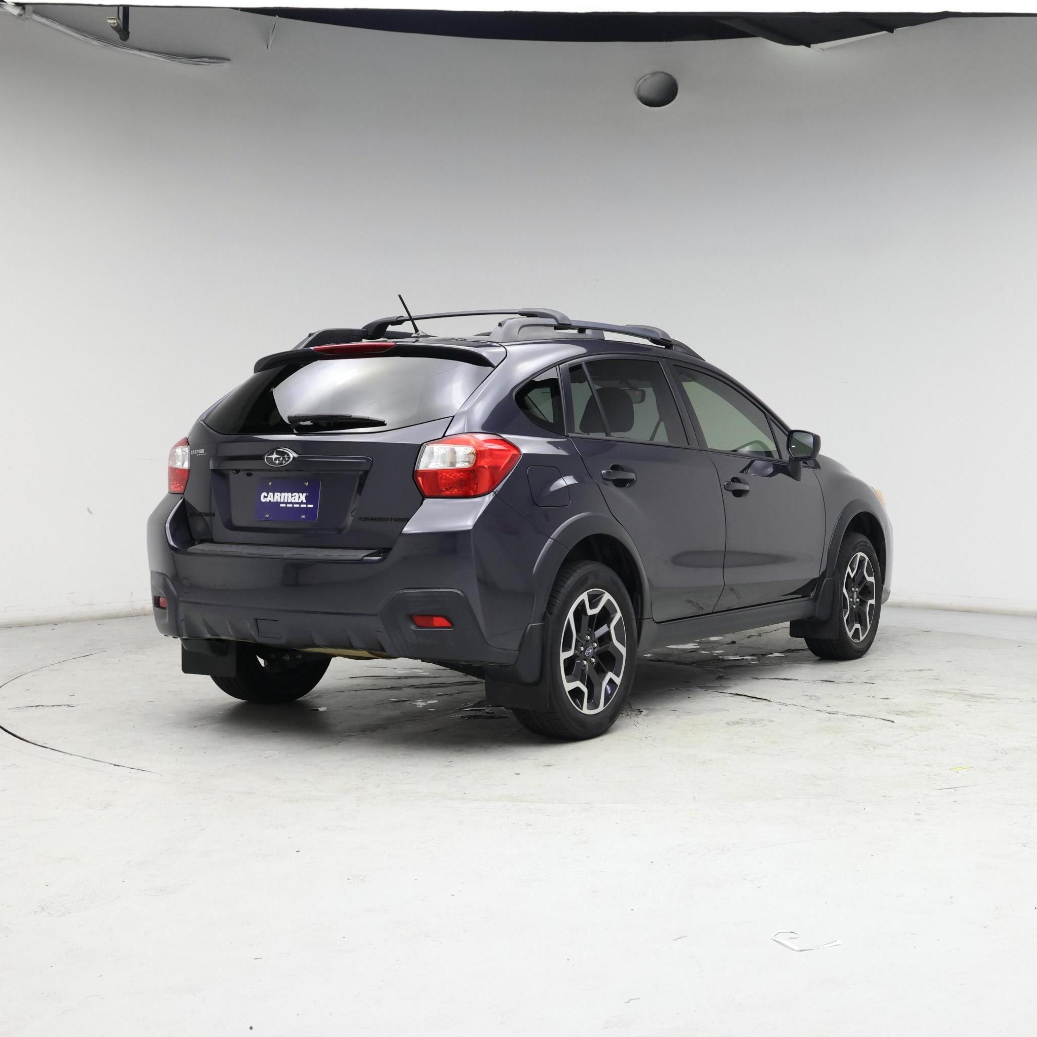 Thumbnail: 2017 Subaru Crosstrek - 8